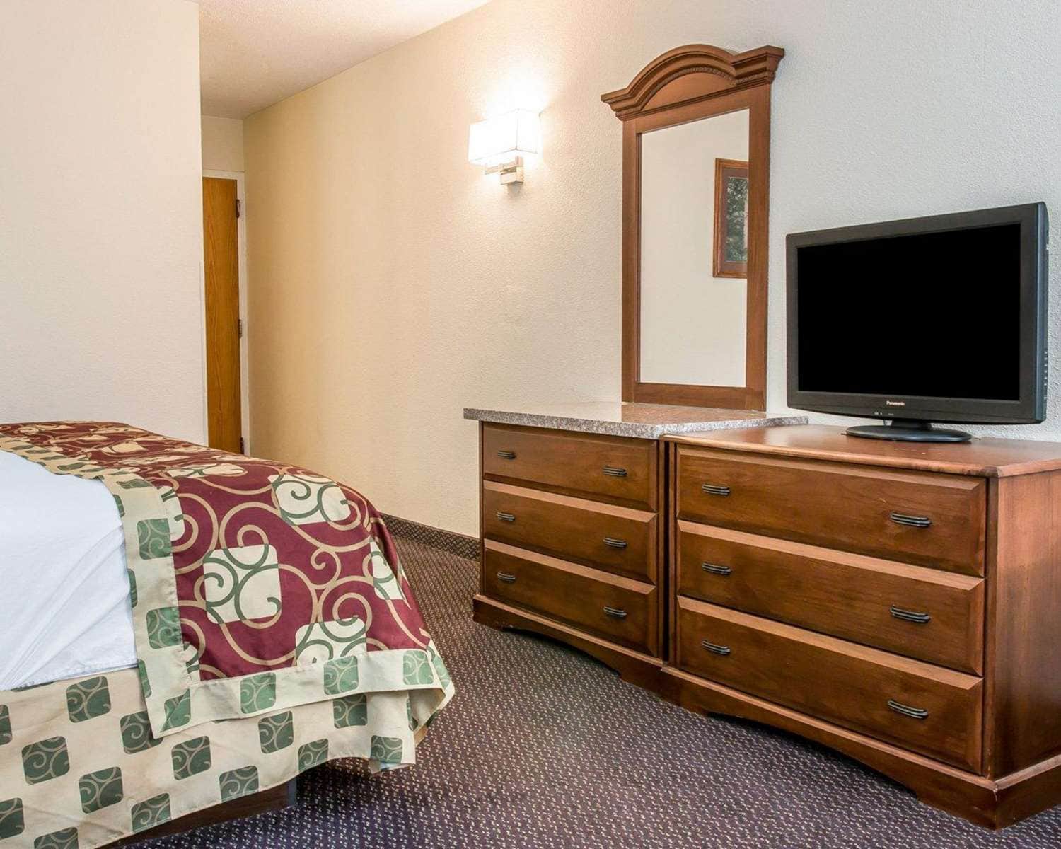 Clarion Inn I-94 near Expo Center