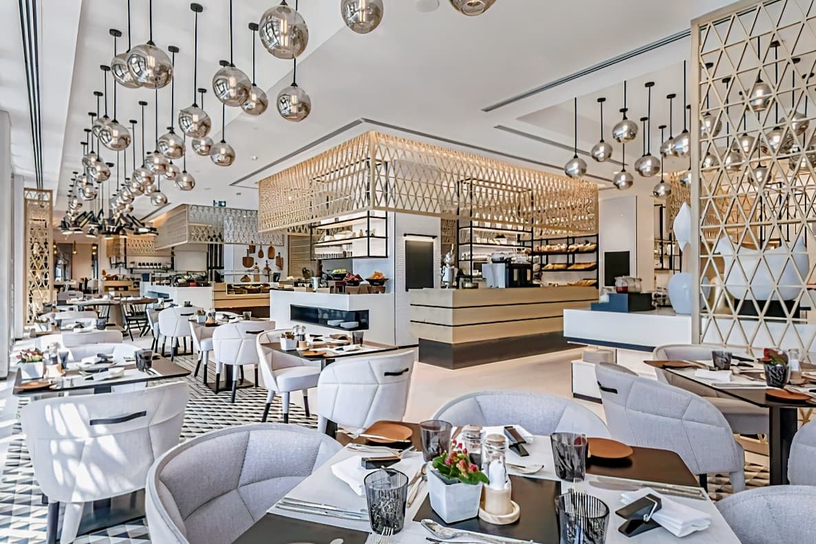 Al Bandar Rotana