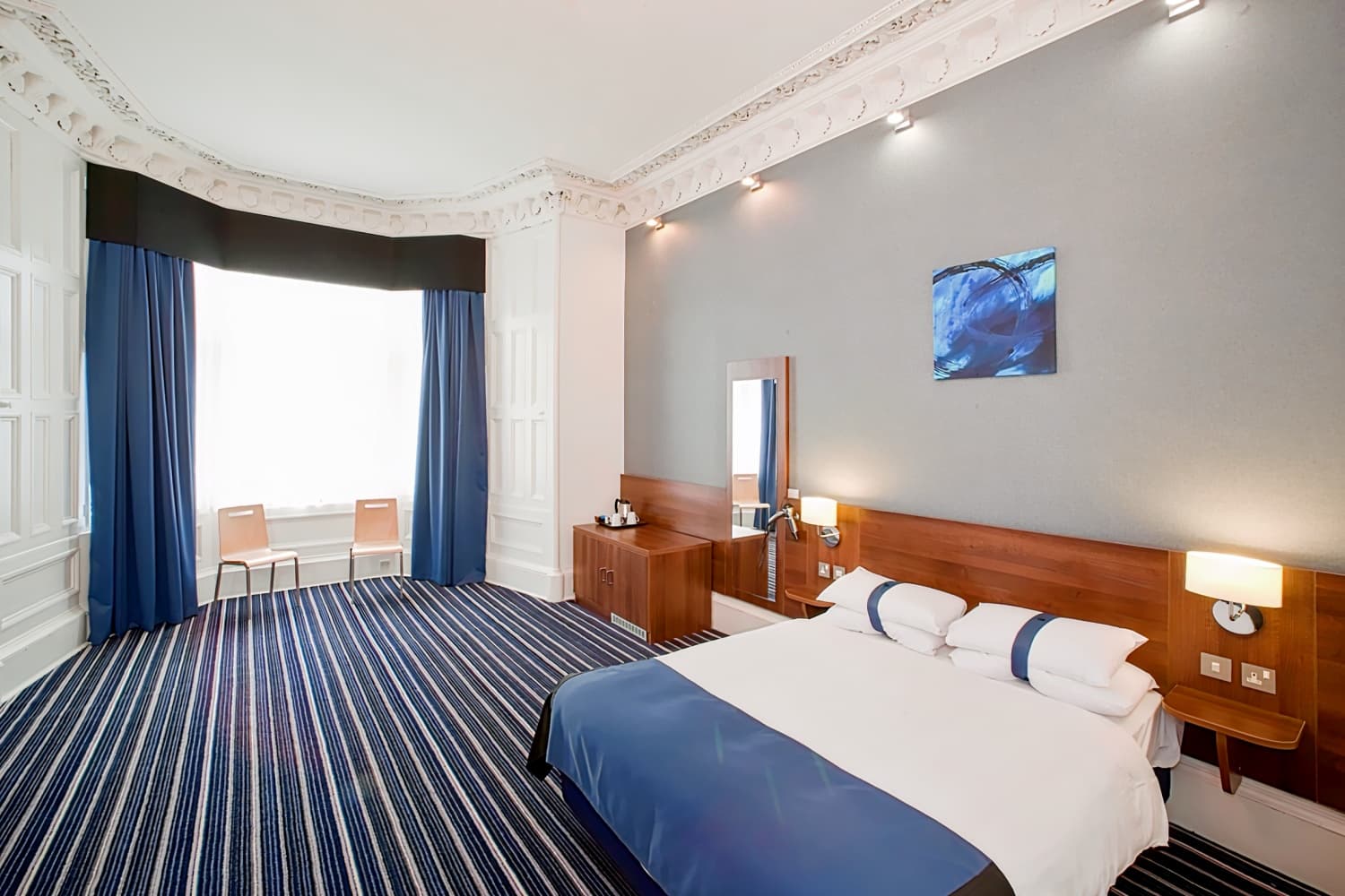 Piries Hotel