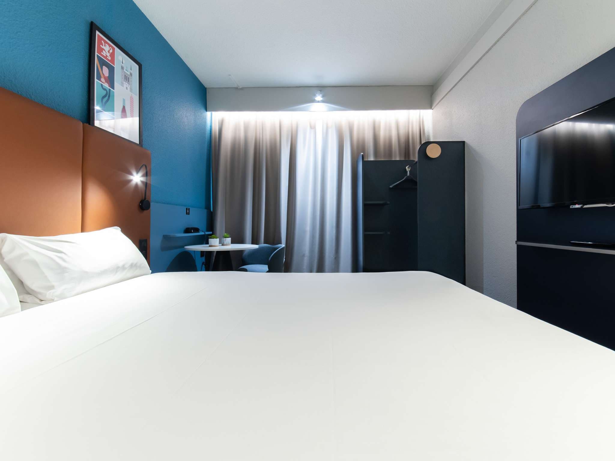 ibis Lyon North