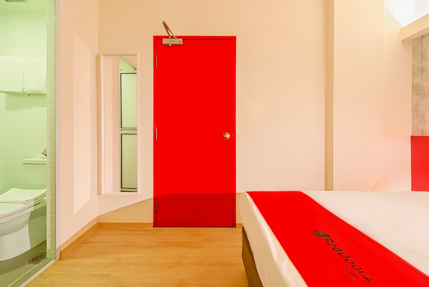 RedDoorz @ Geylang
