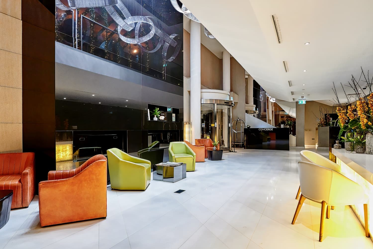 M by Montcalm