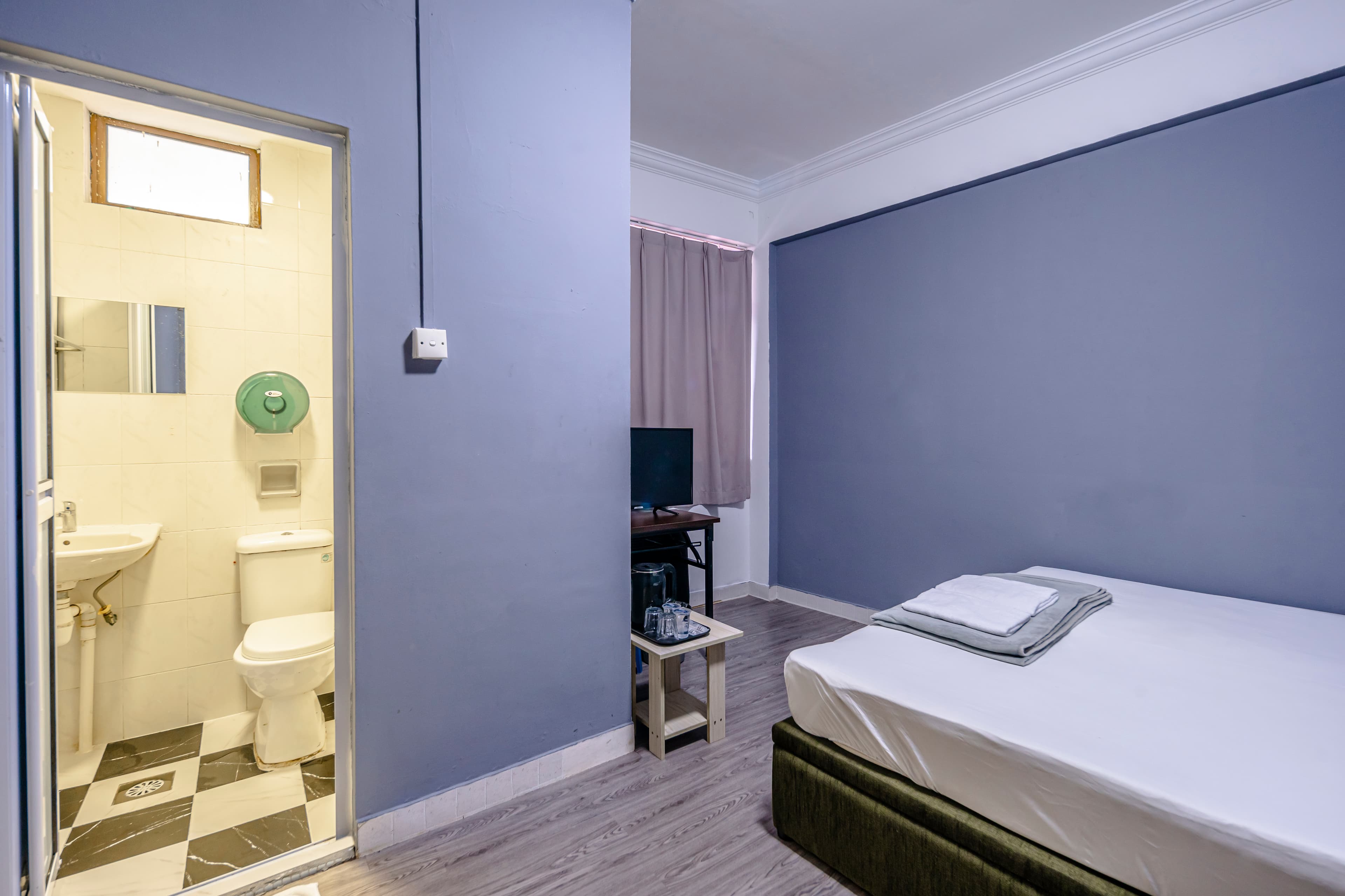 K Hotel 8