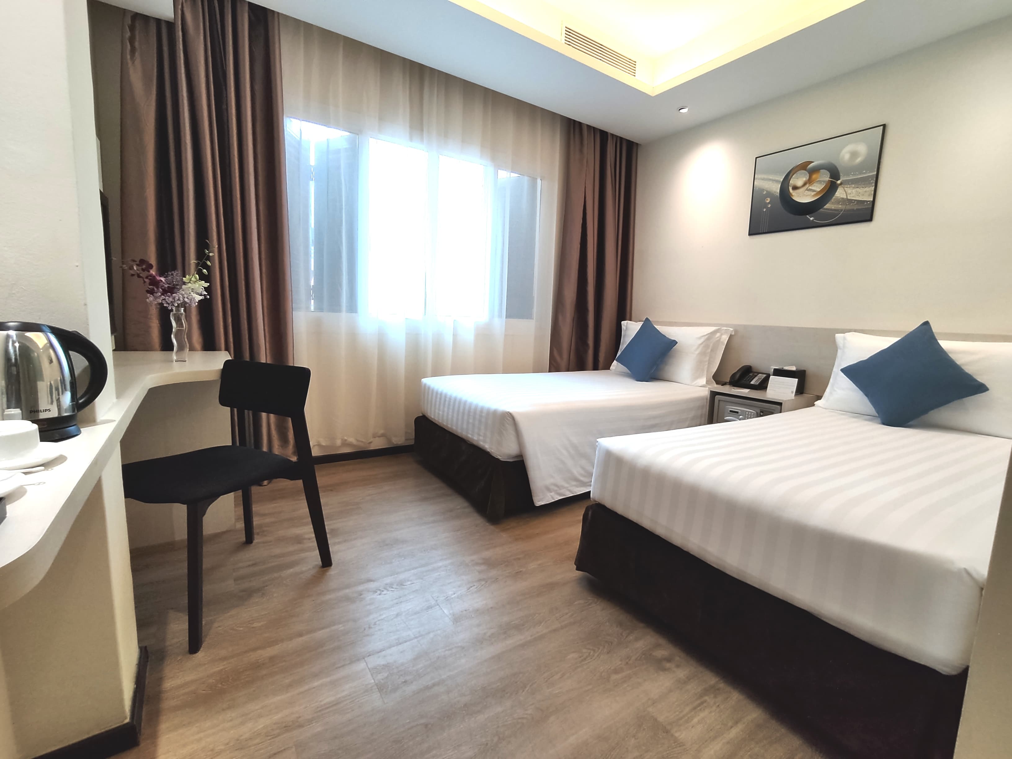 Link Hotel