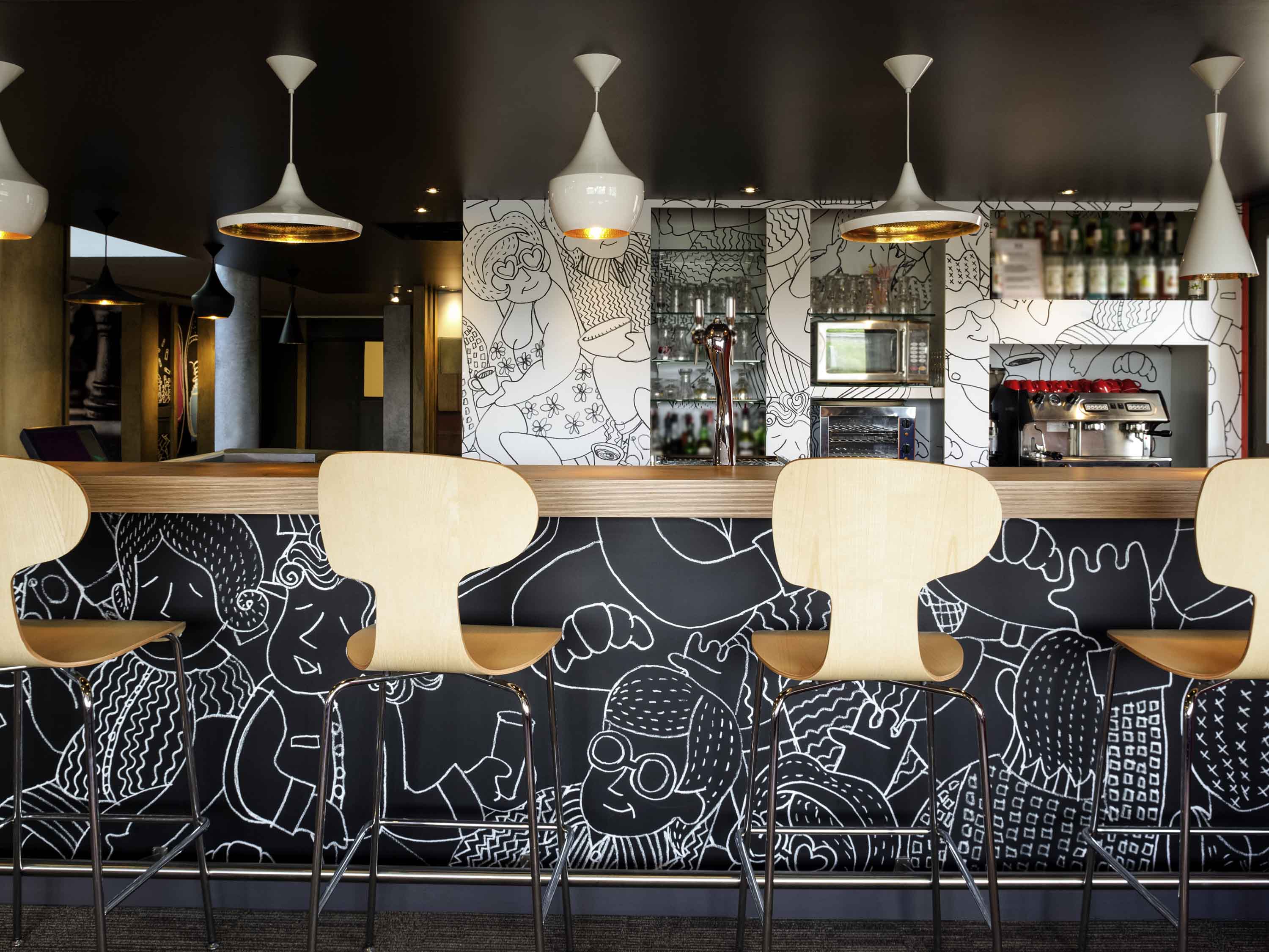 ibis Pau Lescar