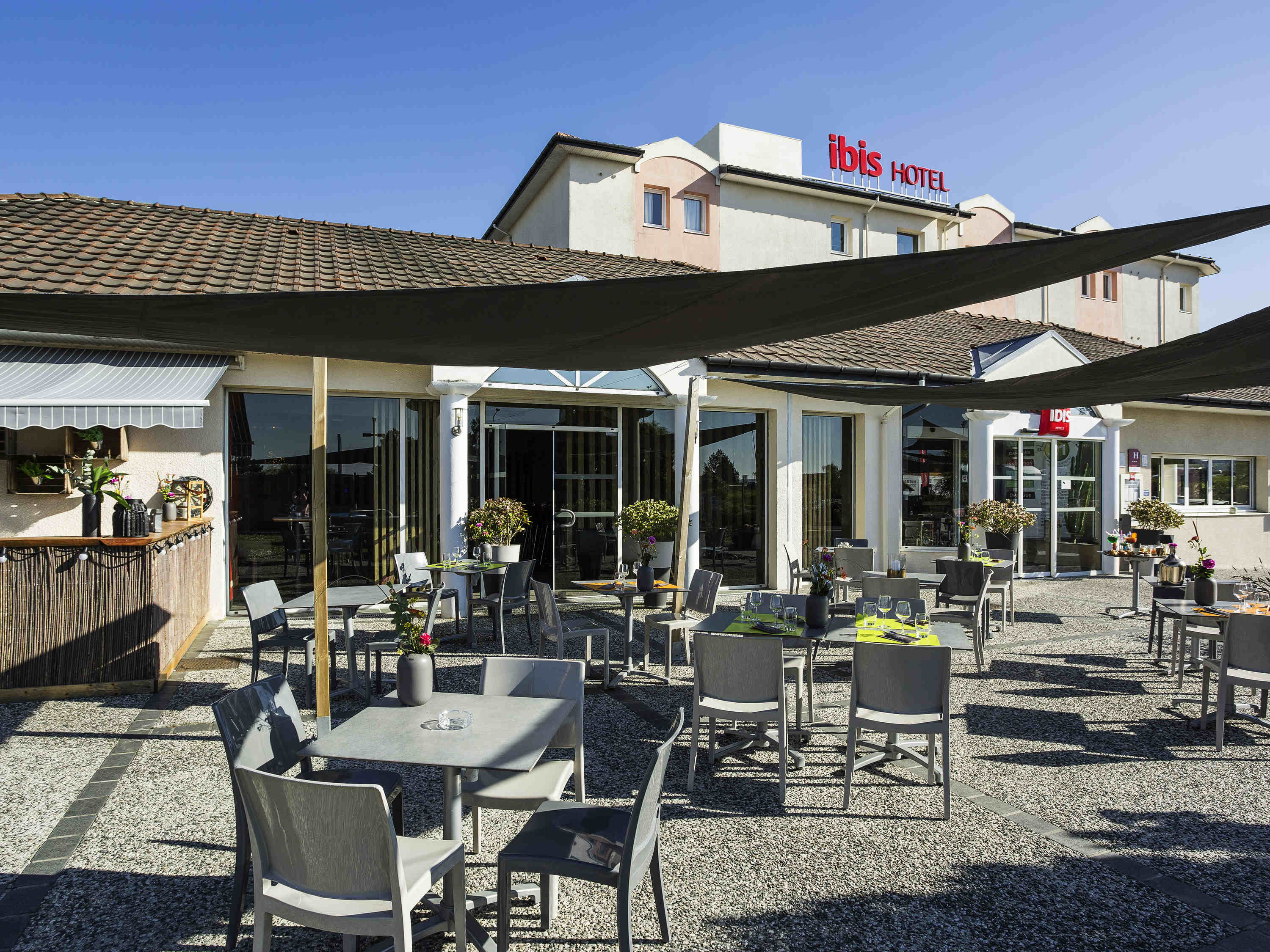 ibis Pau Lescar