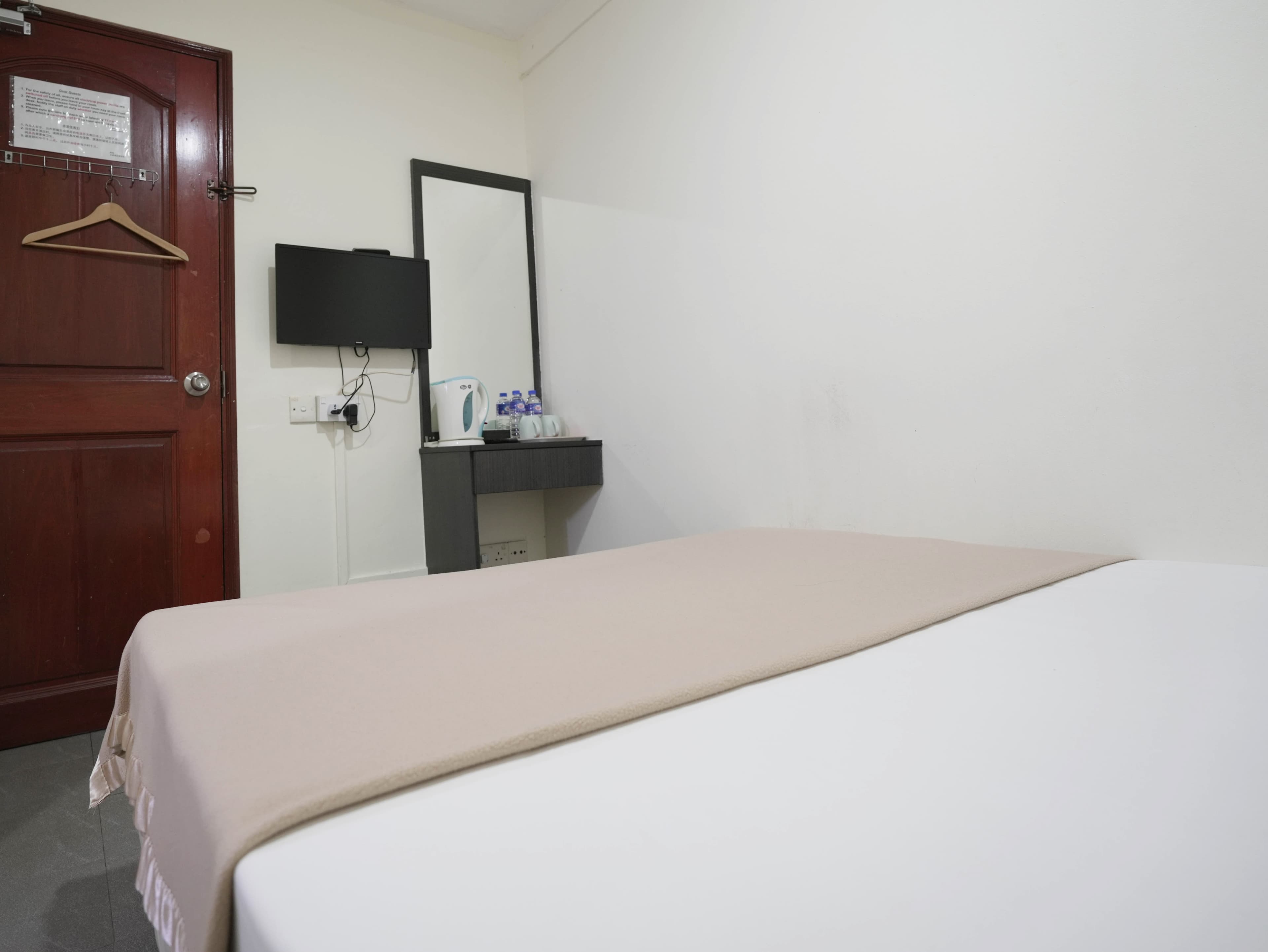 Amrise Hotel