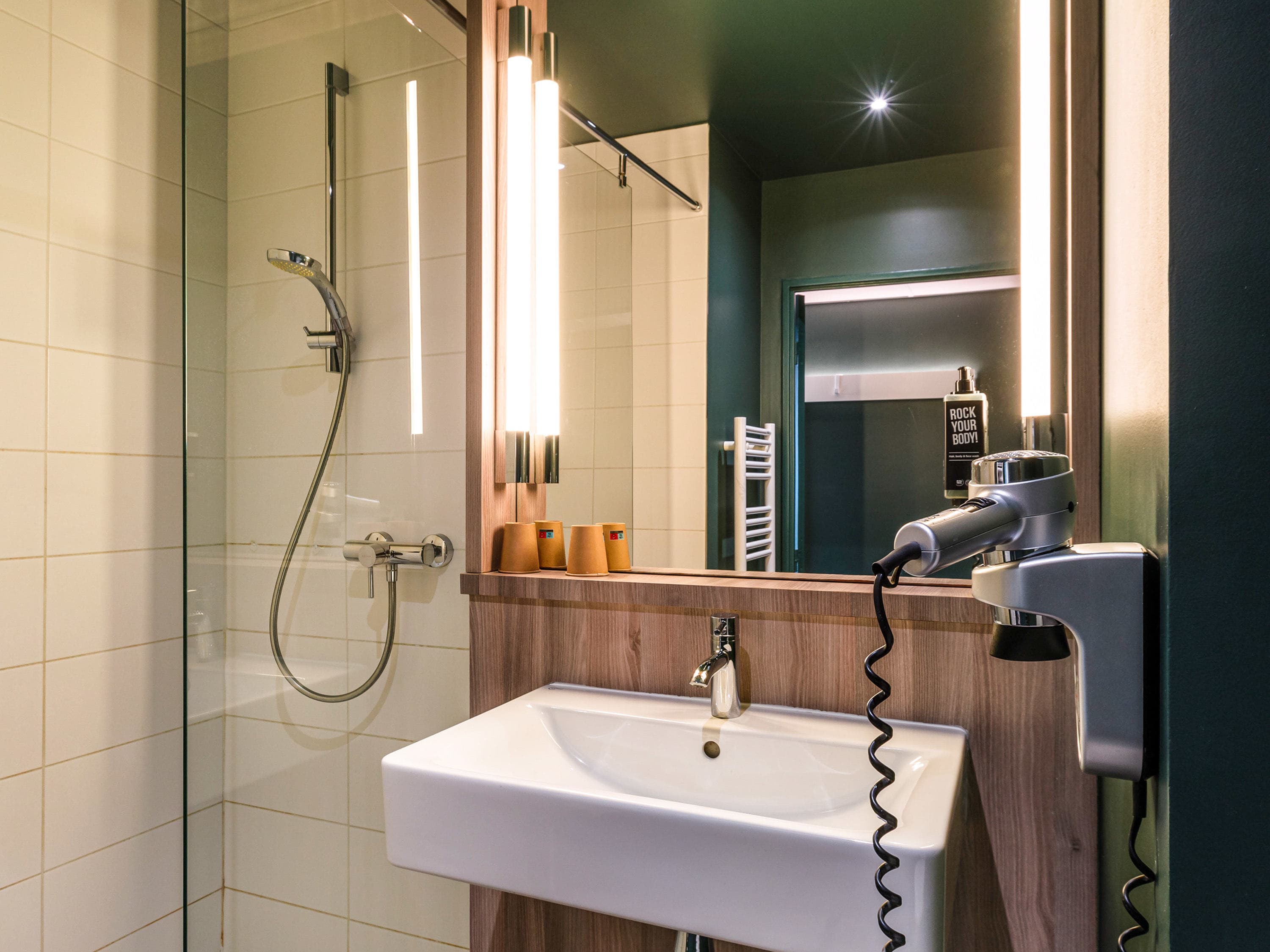 ibis Lyon Est Meyzieu