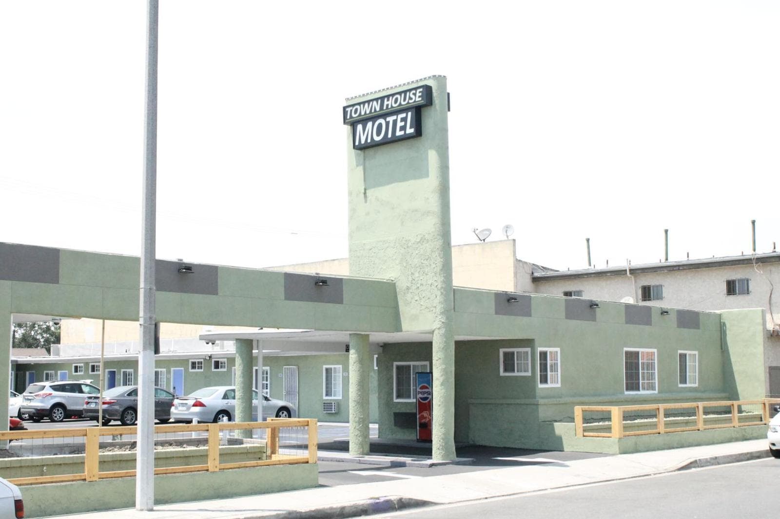 Town House Motel