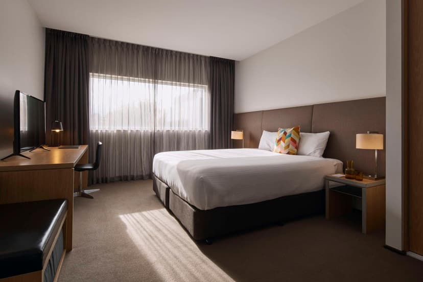 Atura Dandenong