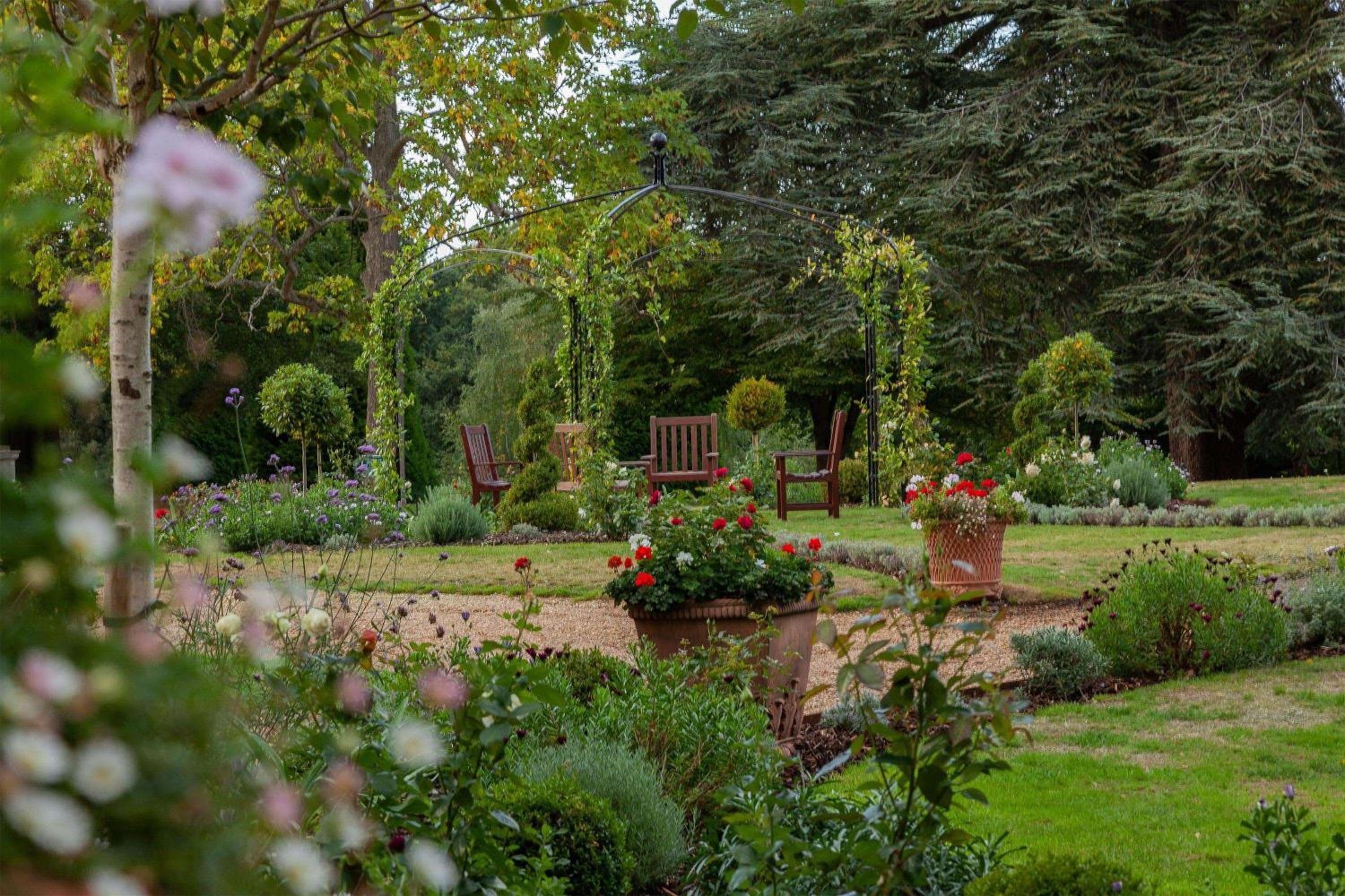 Oatlands Park Hotel