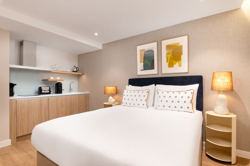 The Lincoln Suites