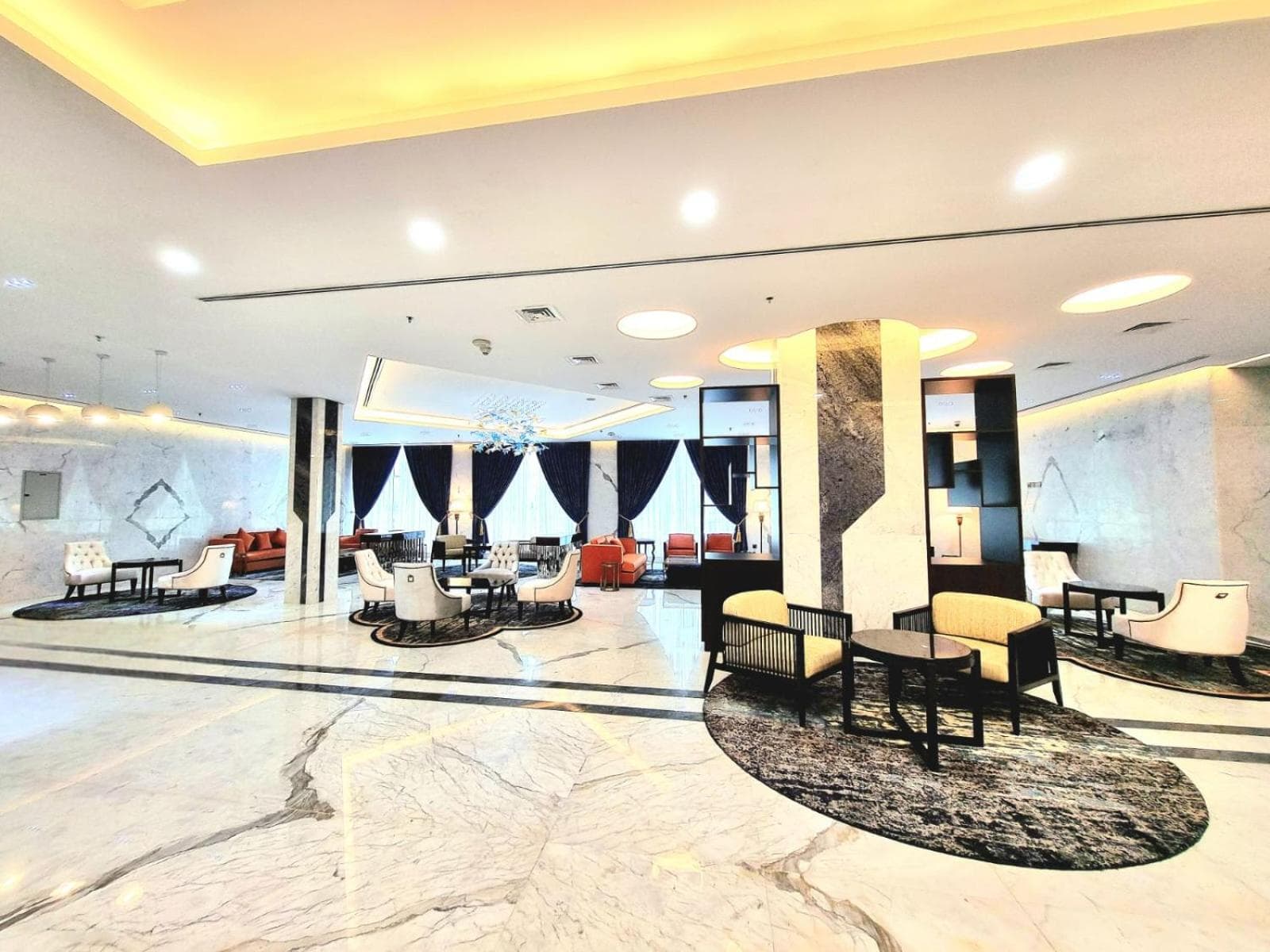 Seven Seas Hotel