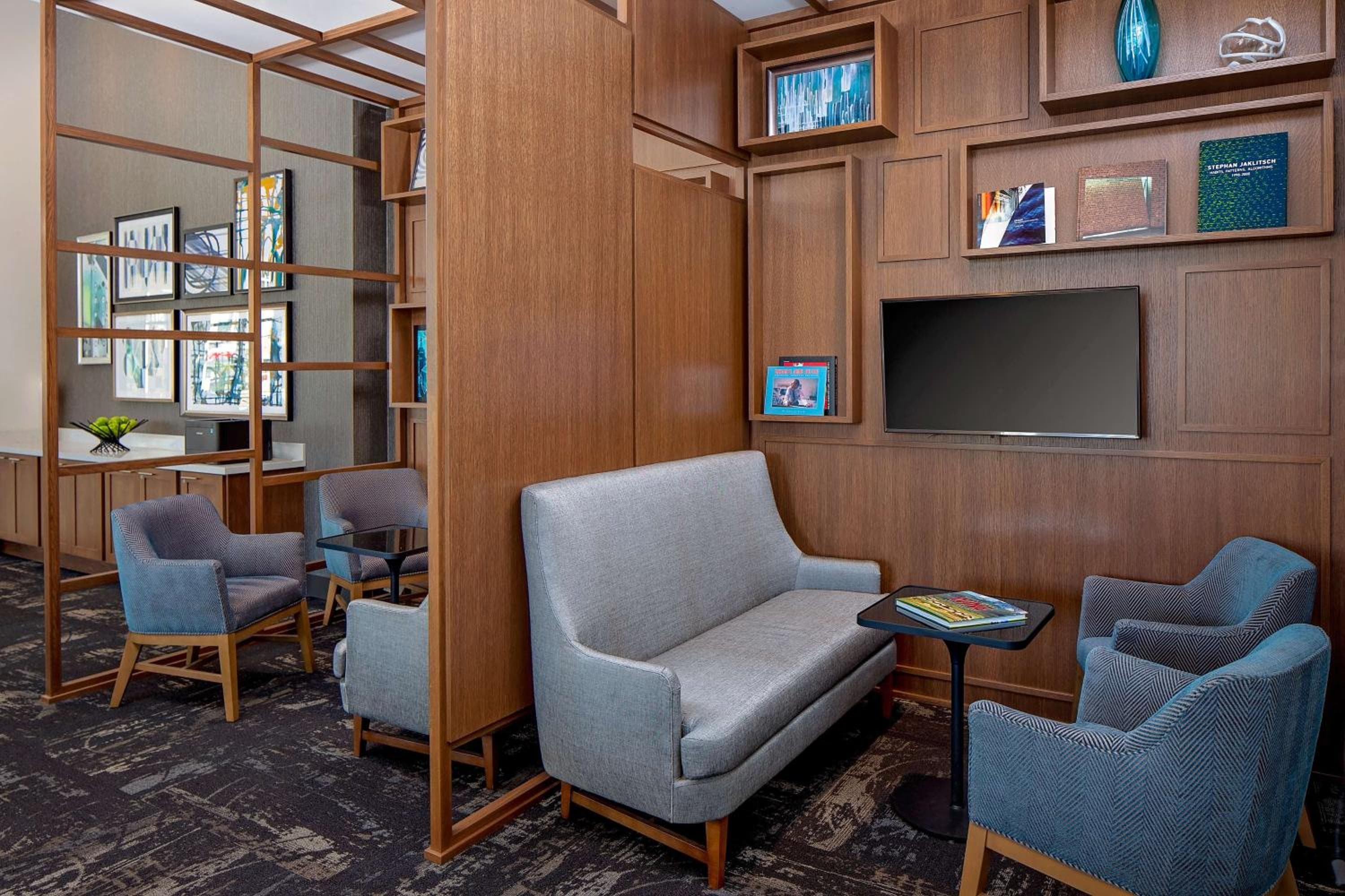 Hyatt Place Glendale