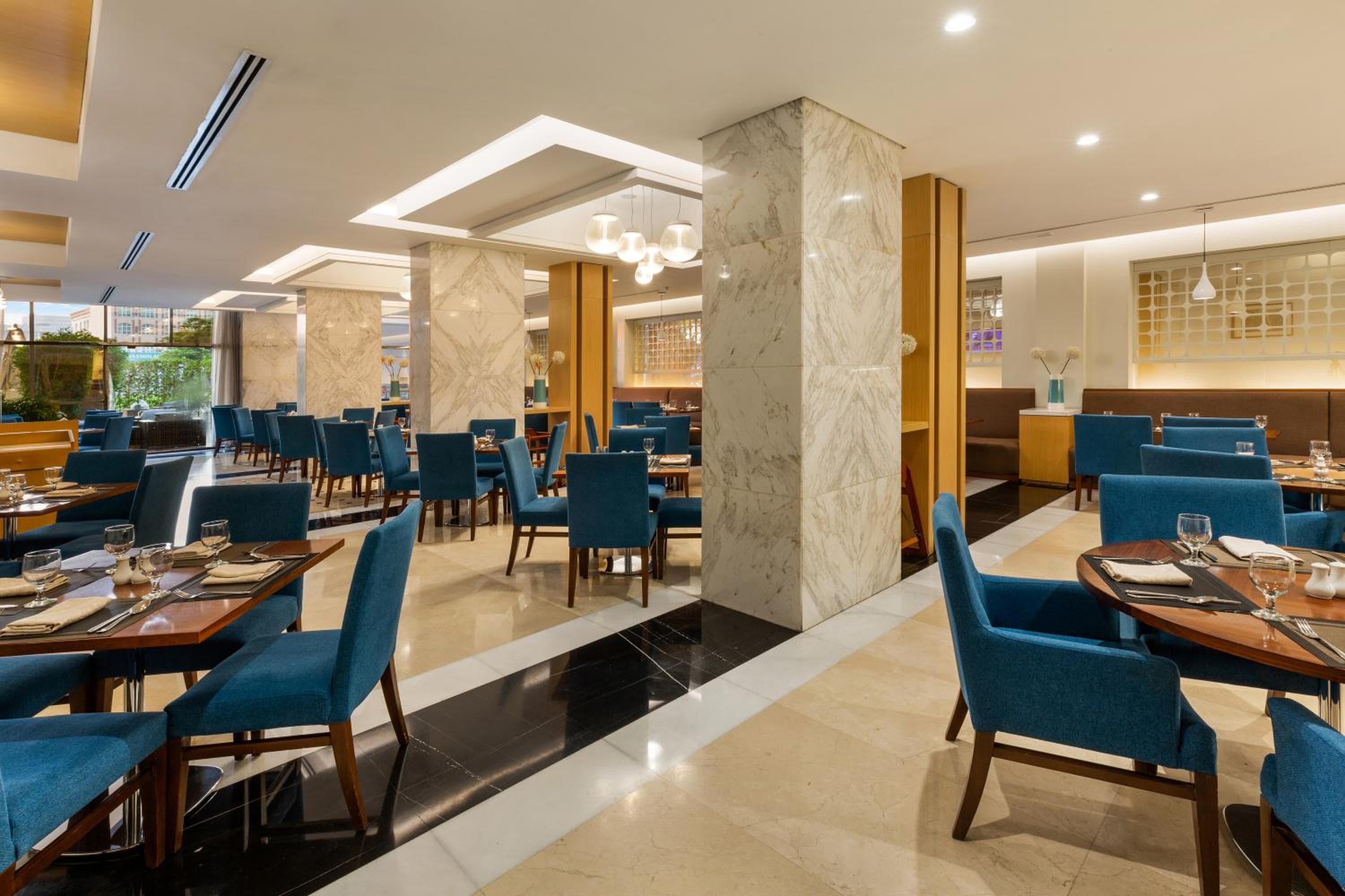 Royal Continental Hotel - Dubai Airport