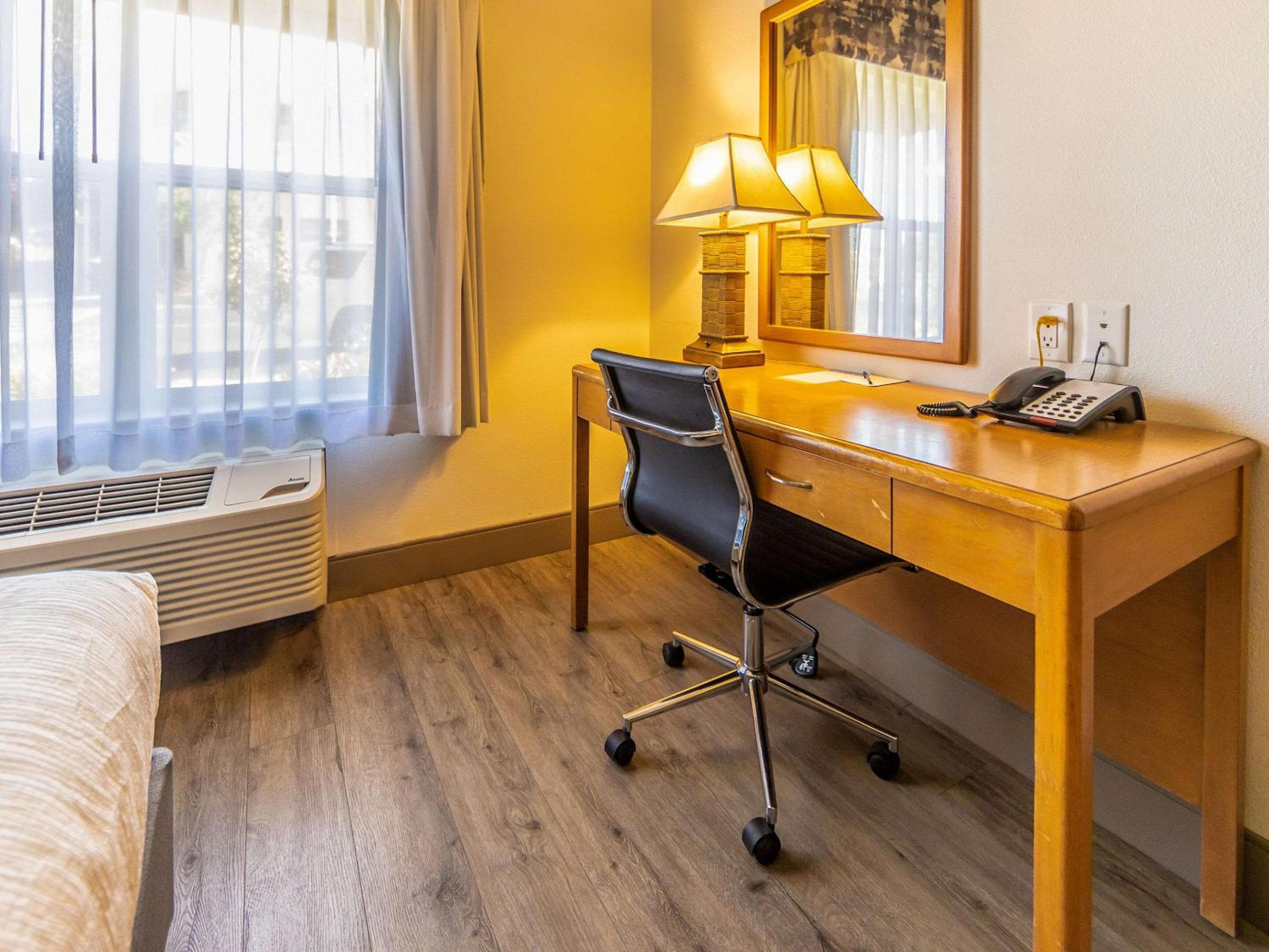 The Hanford Hotel, an Ascend Collection Hotel