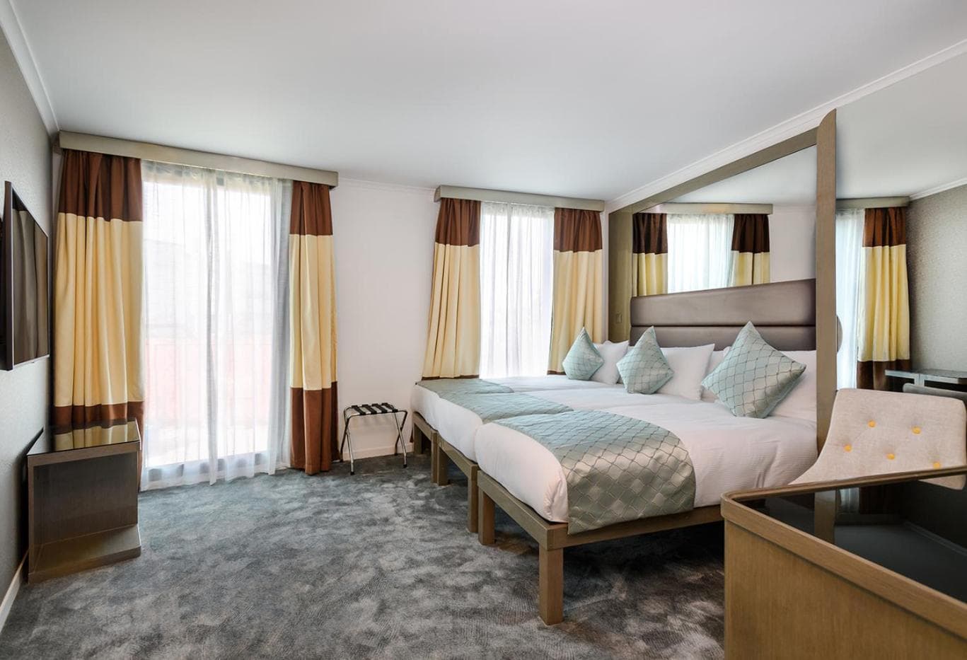 Atrium Hotel Heathrow