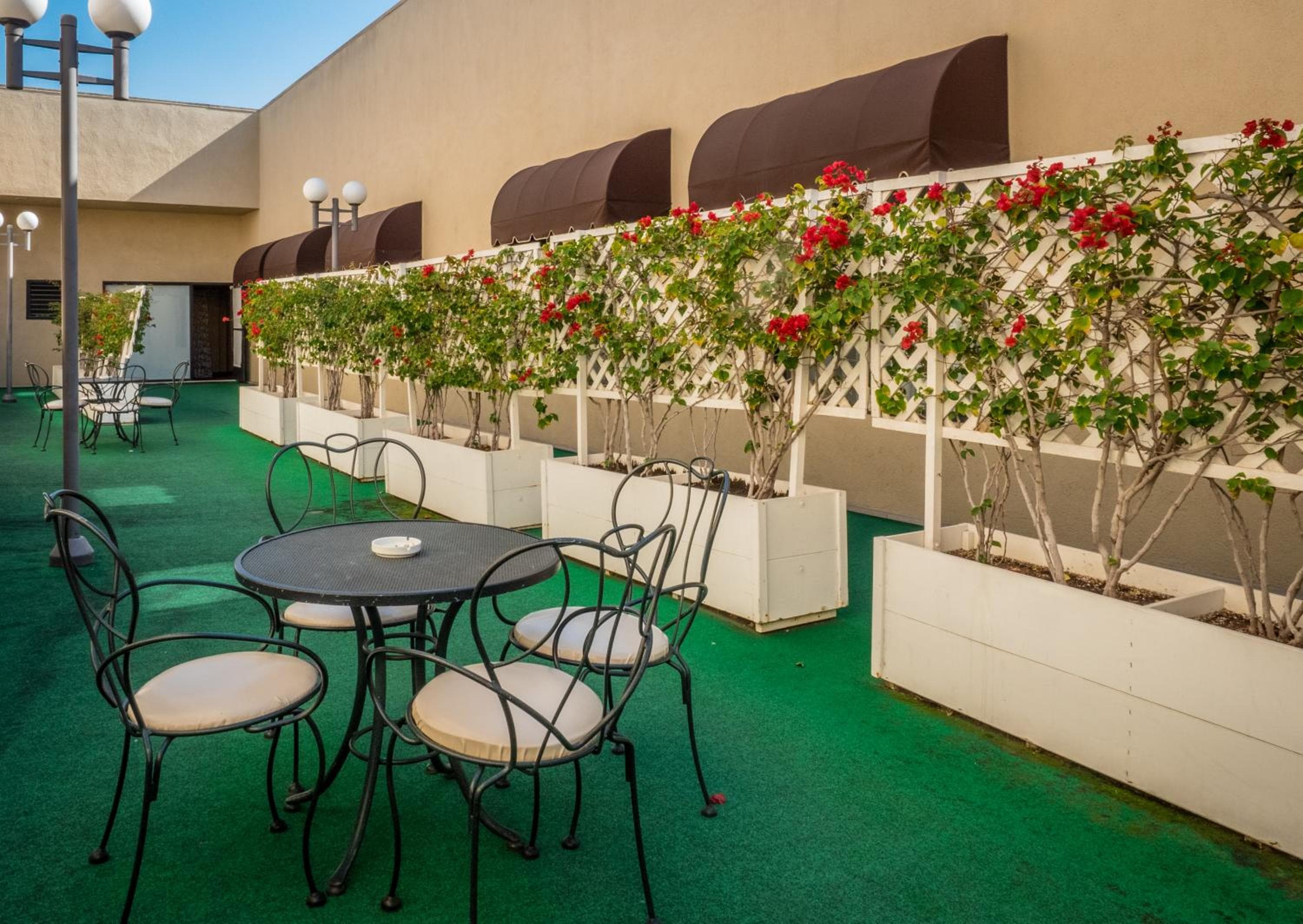 Olyver Hotel