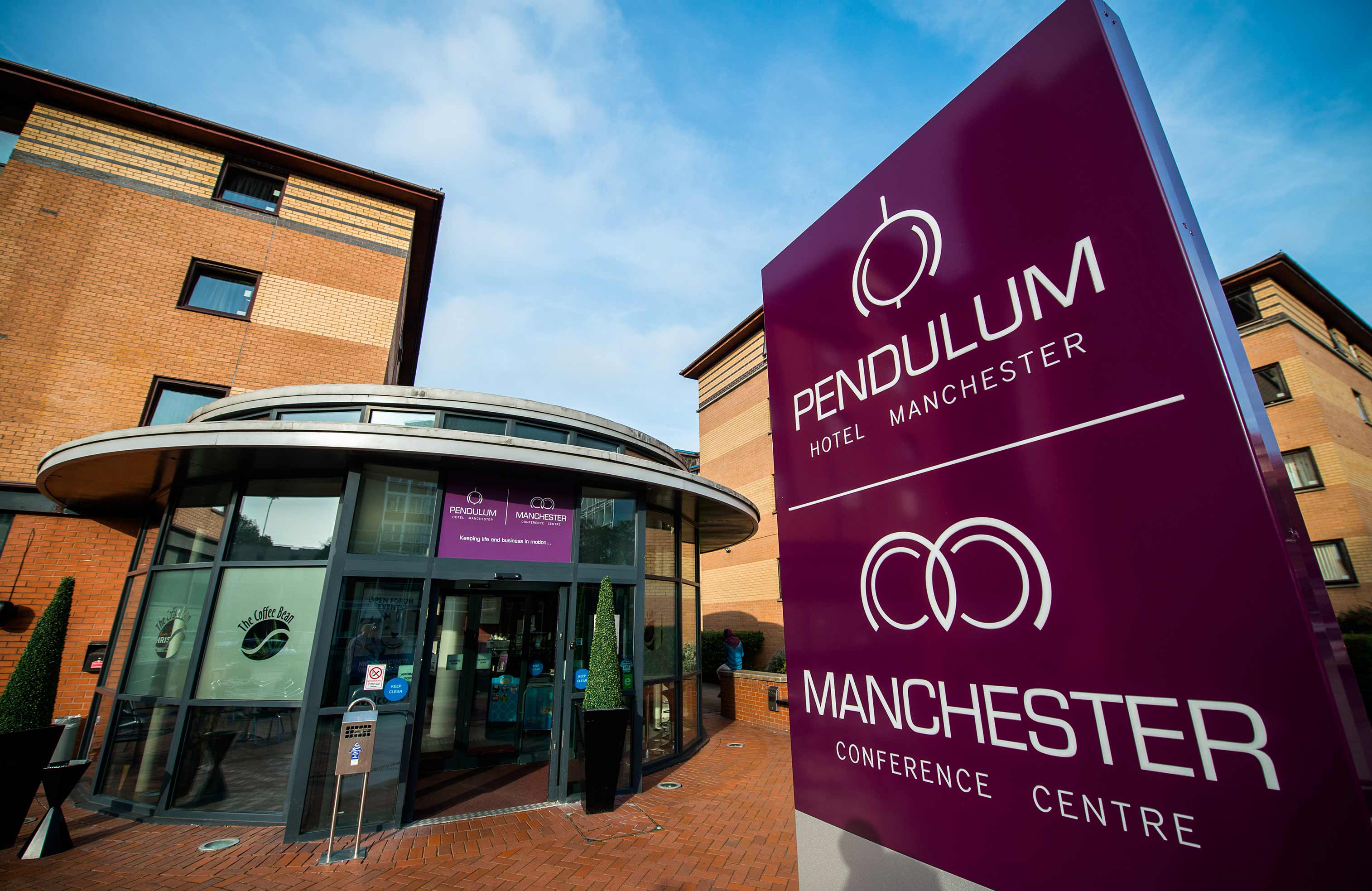 Pendulum Hotel