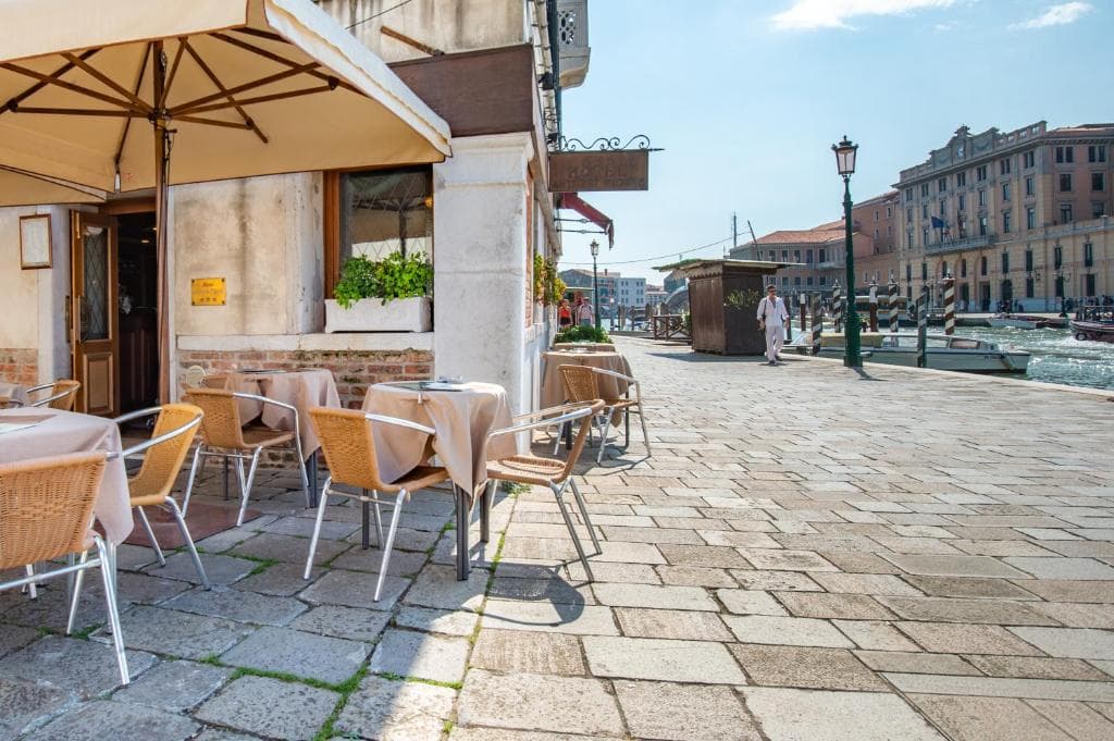 Hotel Antiche Figure