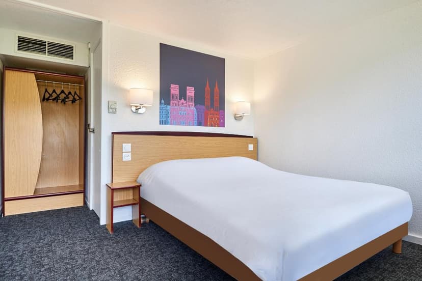 Kyriad Tarbes