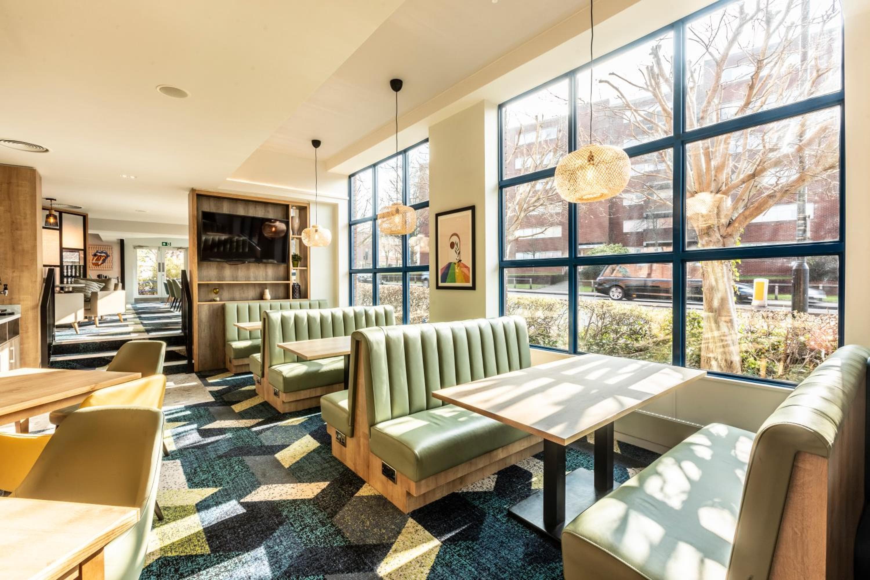 Holiday Inn LONDON - SUTTON, an IHG Hotel