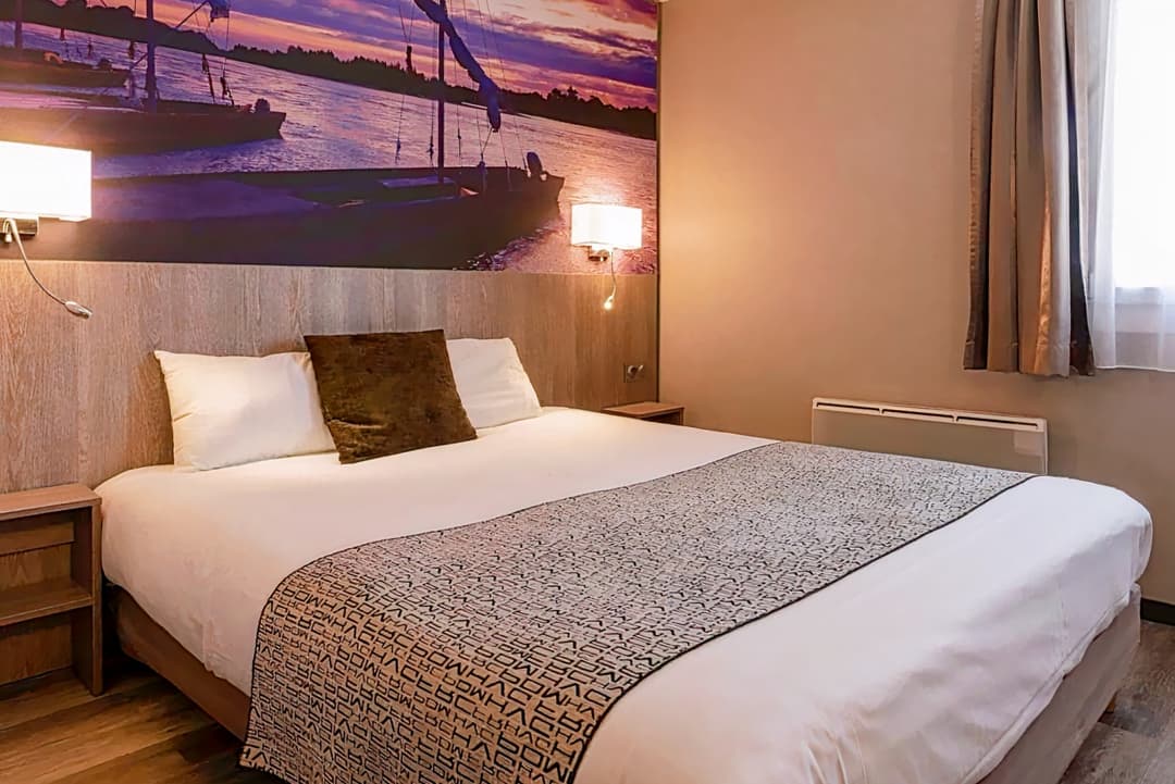 Hotel The Originals Tours Nord La Terrasse