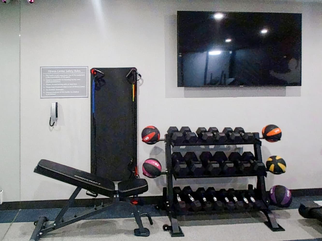 GLo Best Western Brooklyn NYC