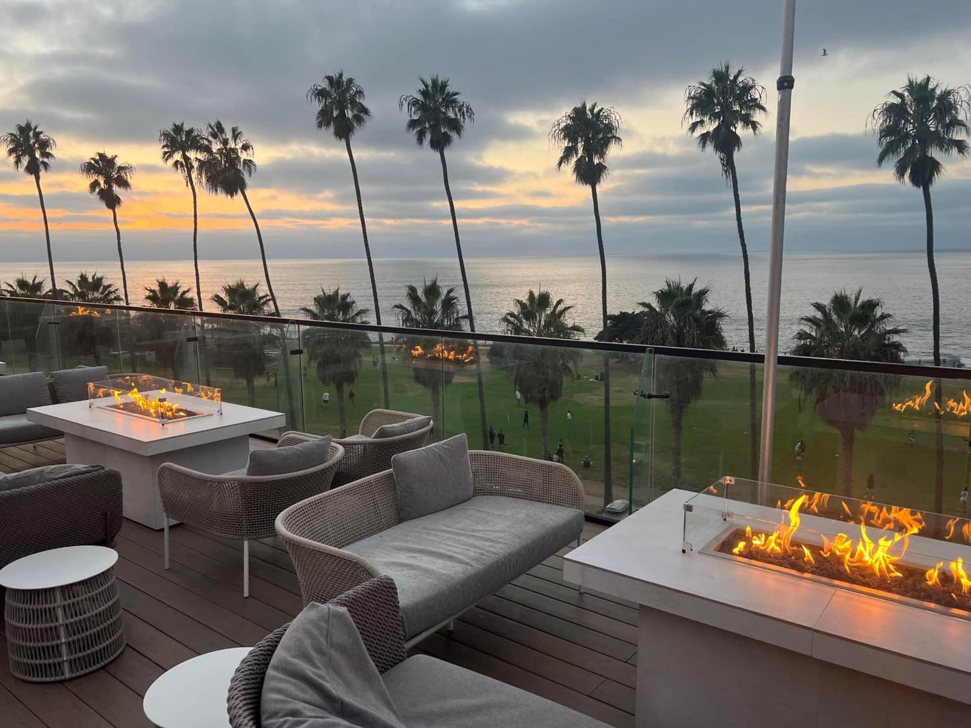 La Jolla Cove Hotel & Suites