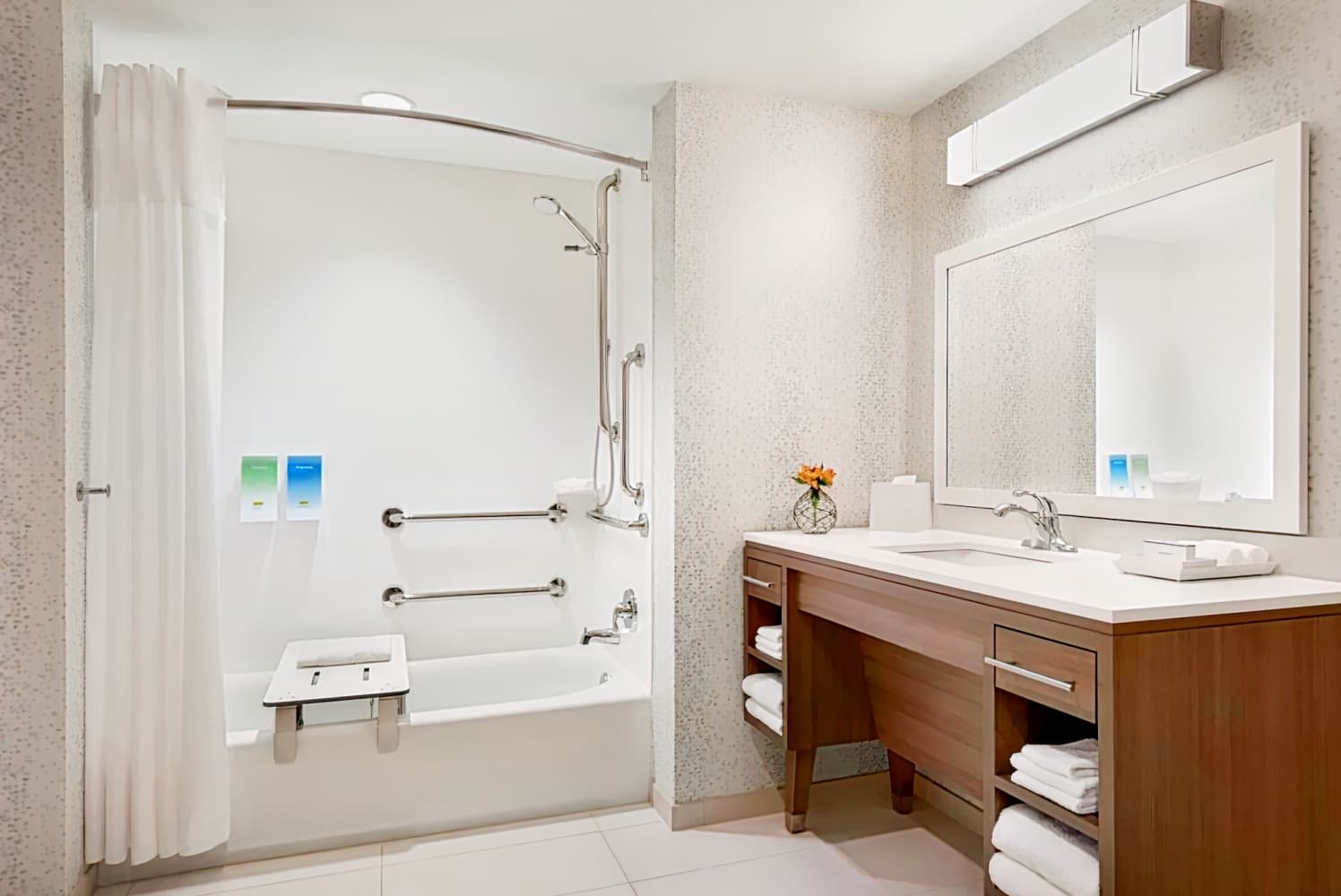 Home2 Suites by Hilton Charleston Airport Convention Center