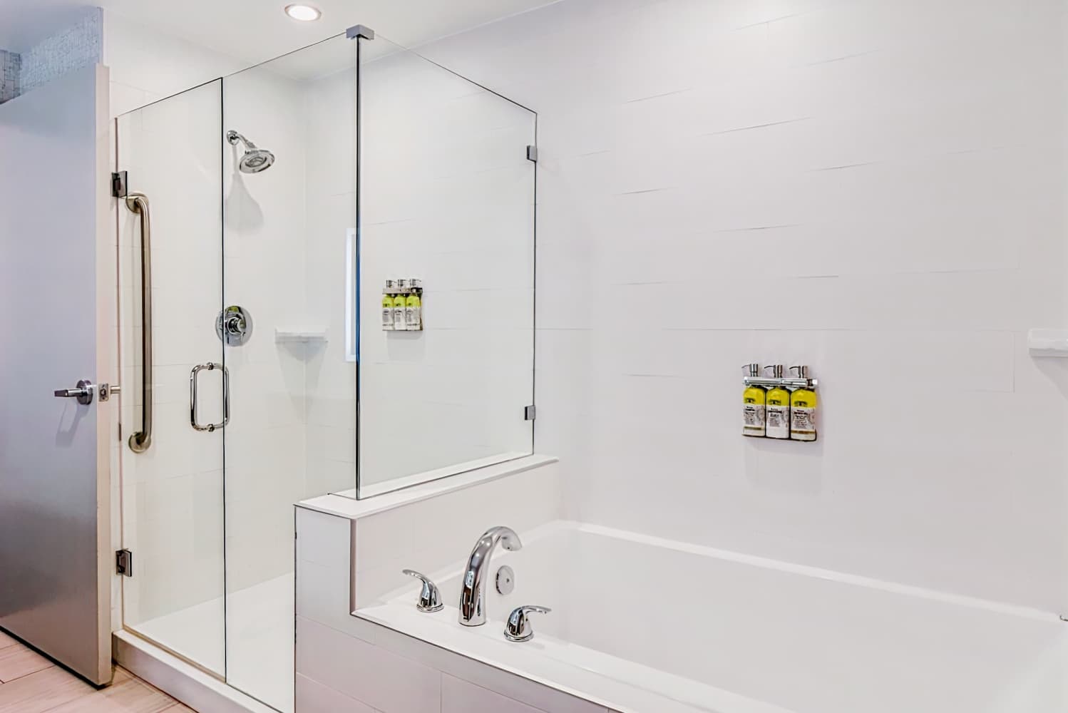 Holiday Inn Express West Edmonton