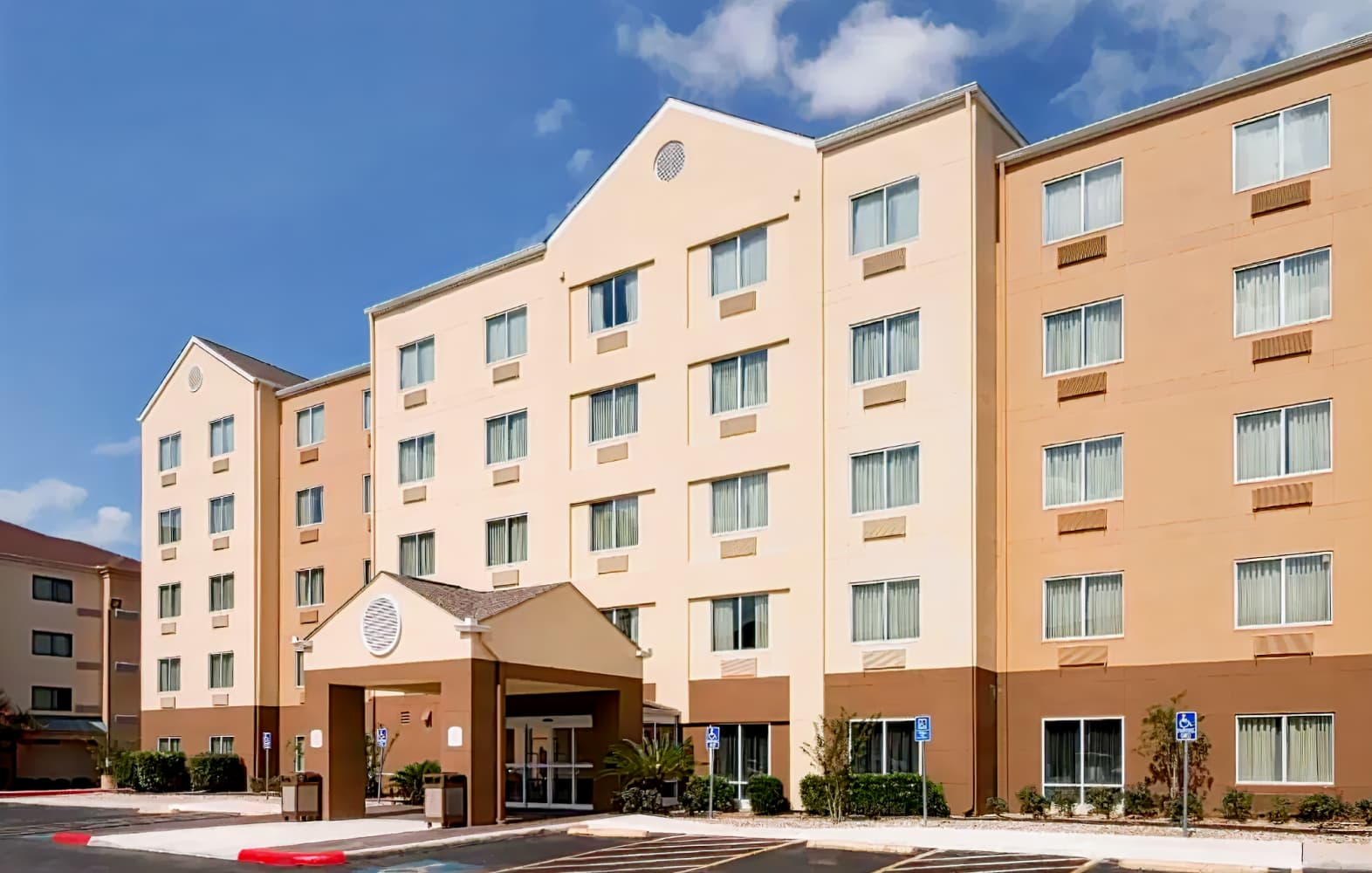 Fairfield Inn & Suites San Antonio Airport North Star Mall