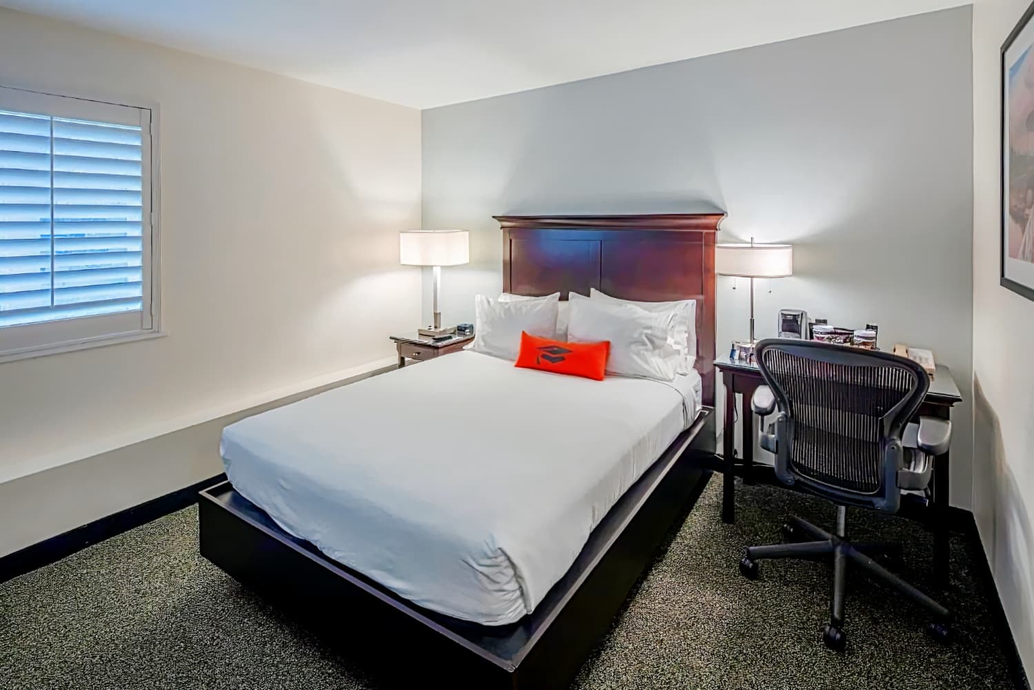 Collegian Hotel & Suites, Trademark Collection by Wyndham