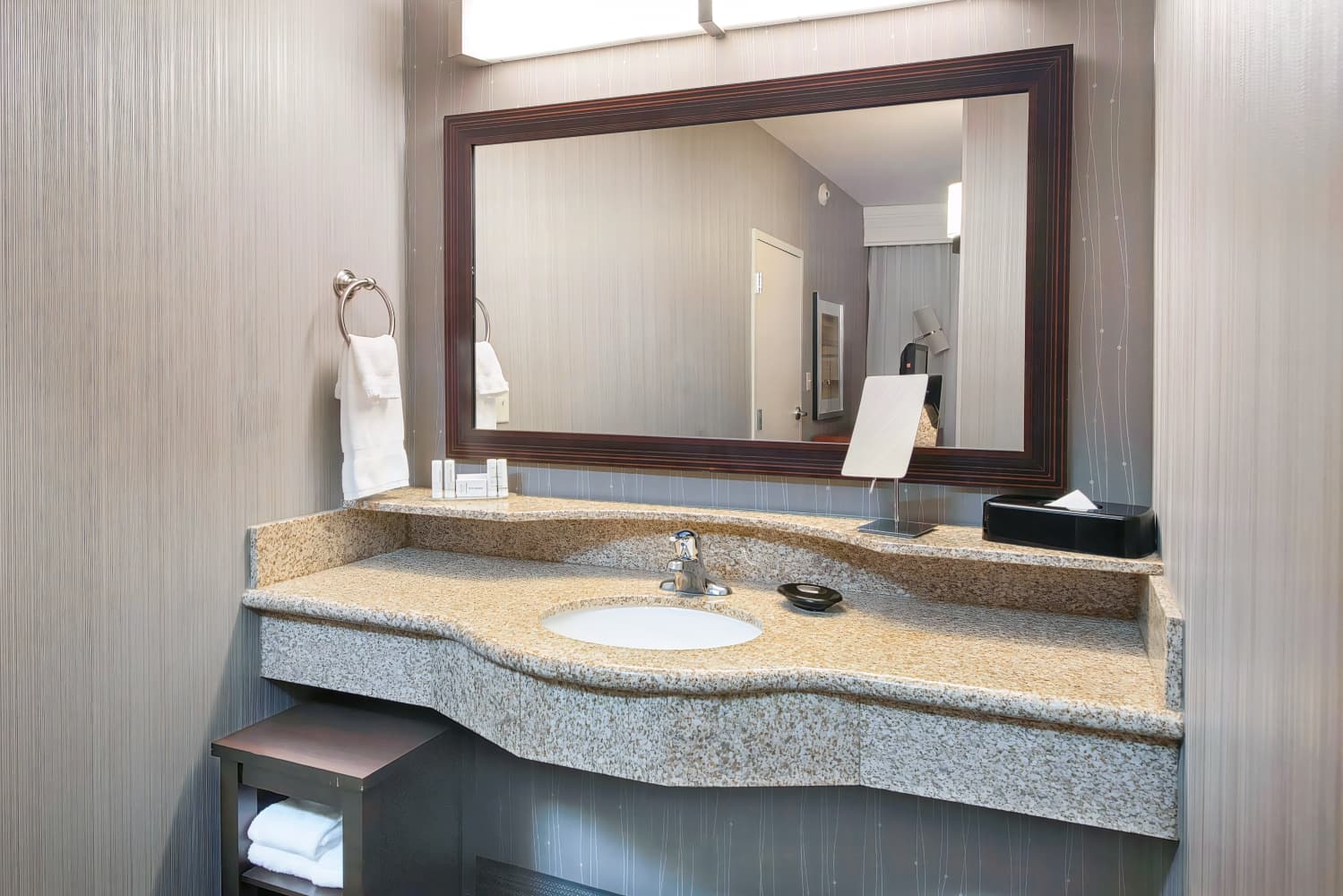 Courtyard Atlanta McDonough