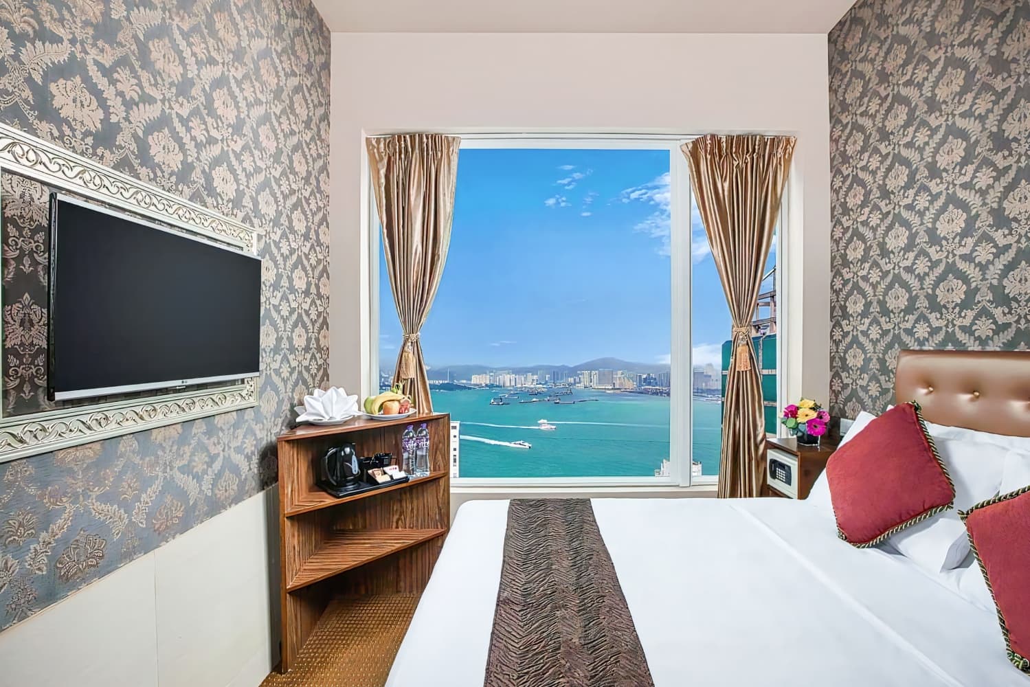 Ramada Hong Kong Harbour View