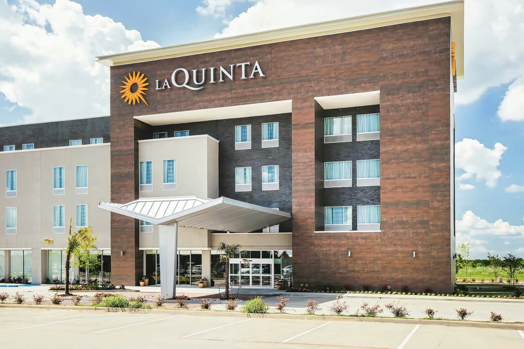 La Quinta Inn and Suites Dallas Plano - The Colony