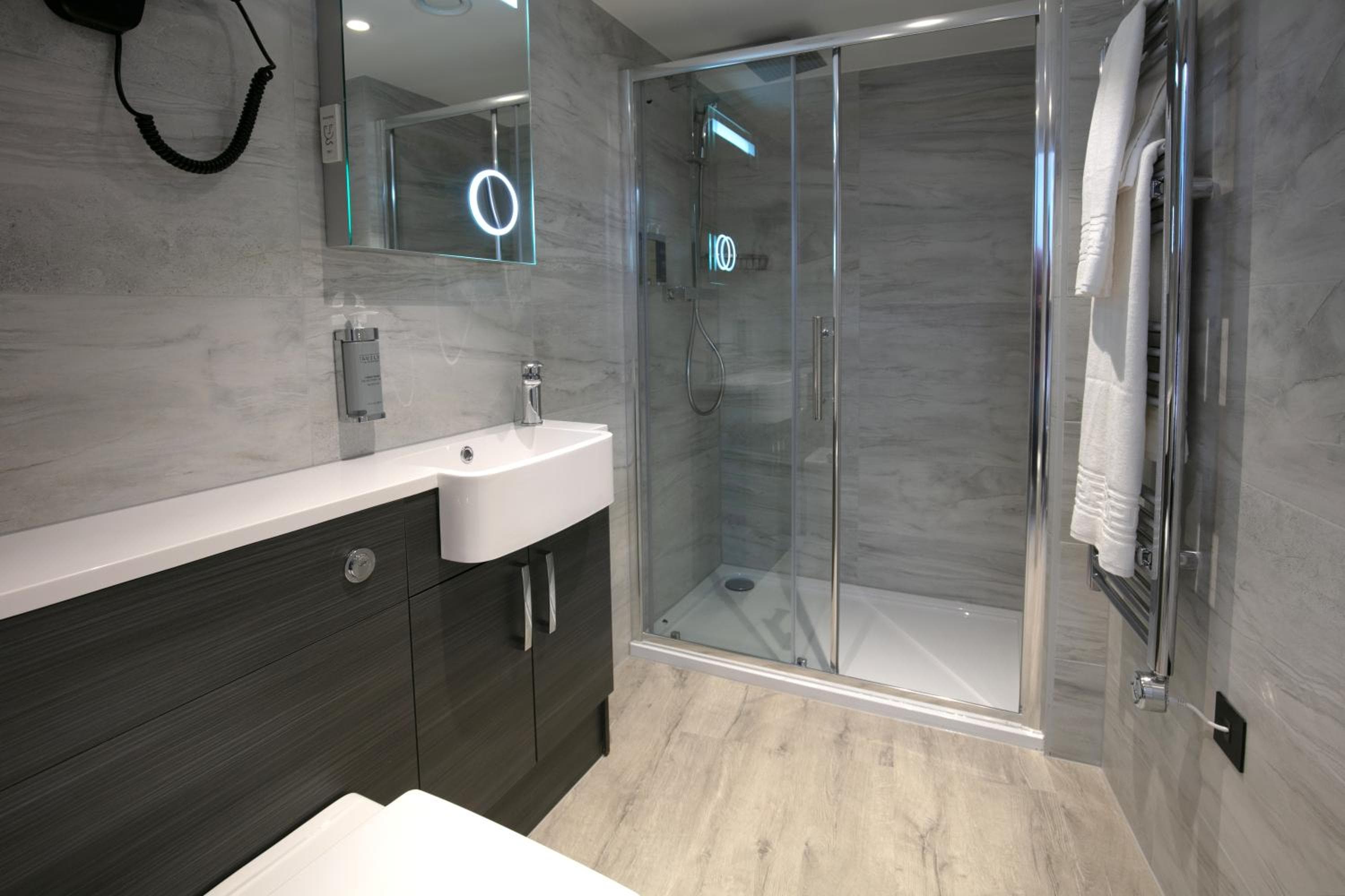 Spark by Hilton Luton