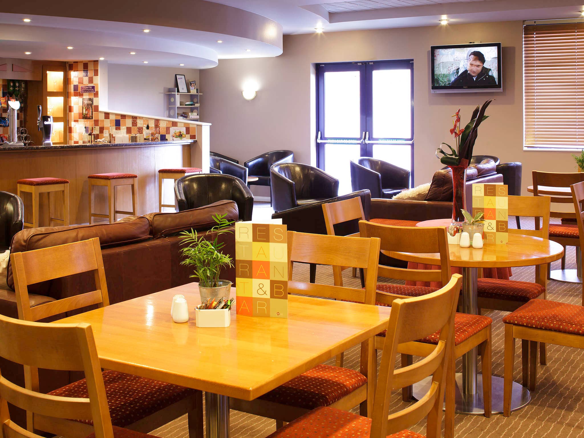 ibis Chesterfield Centre - Market Town