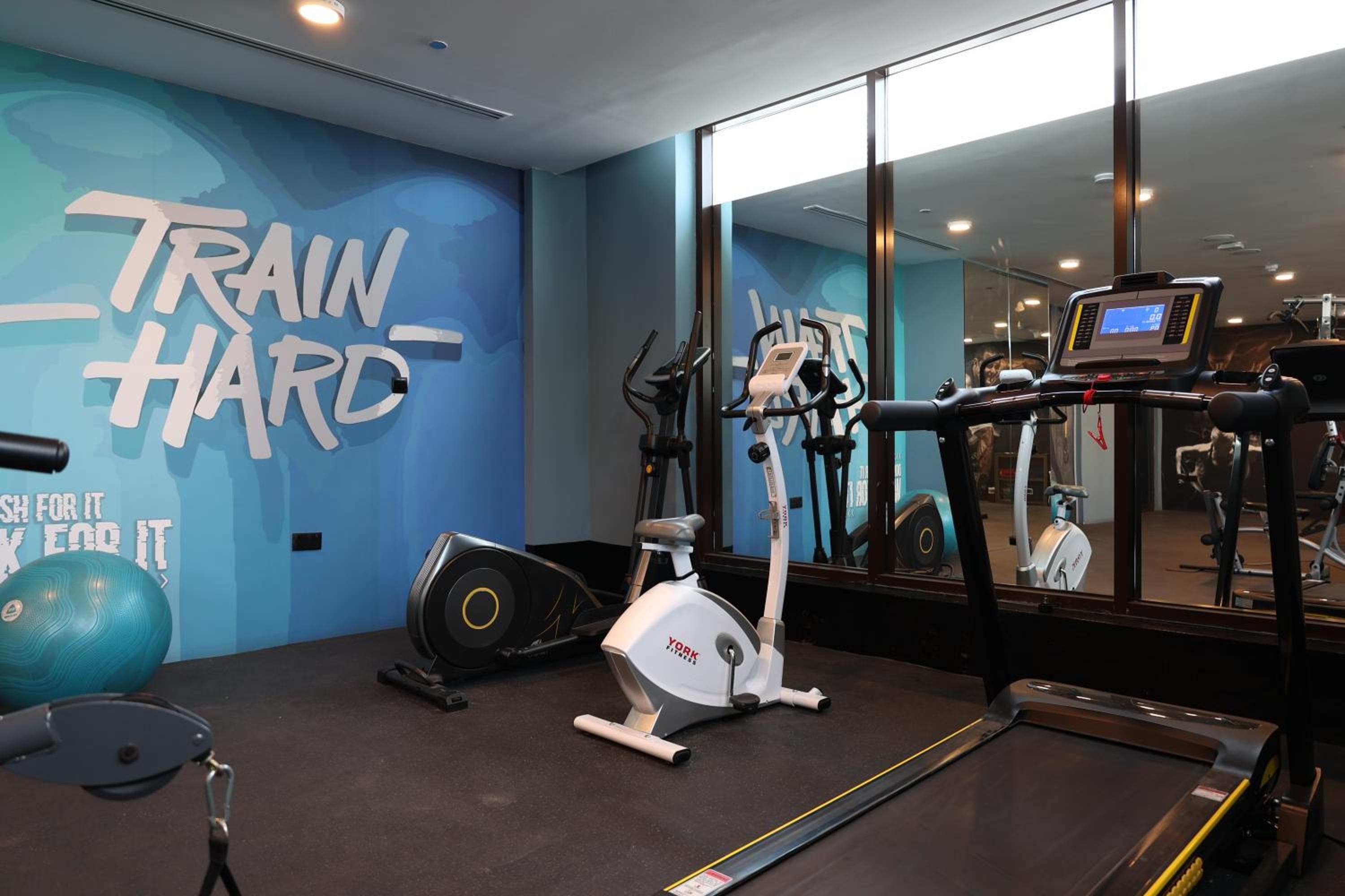 Grand Kingsgate Waterfront Hotel by Millennium