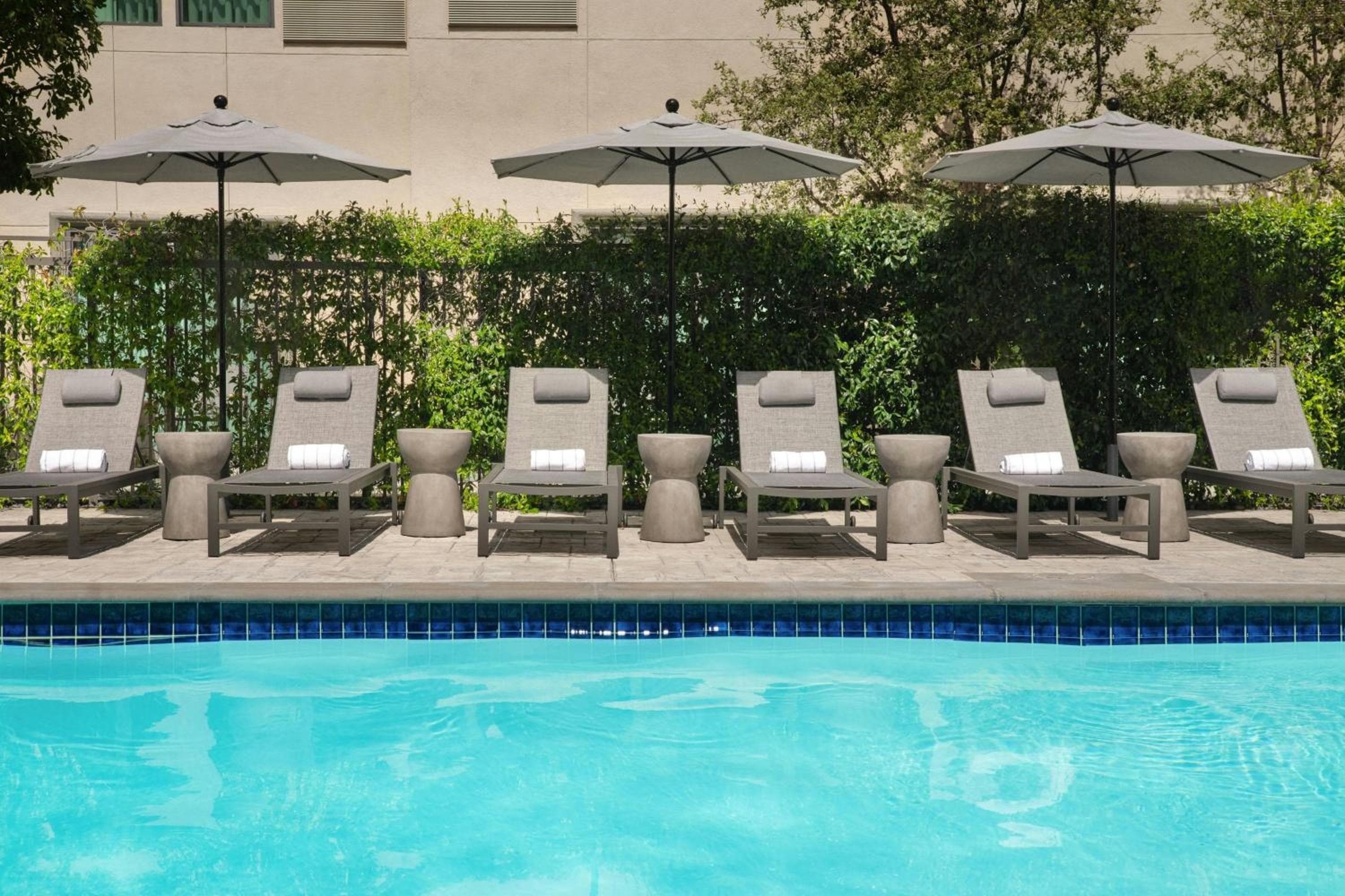 Courtyard by Marriott Los Angeles Pasadena/Old Town