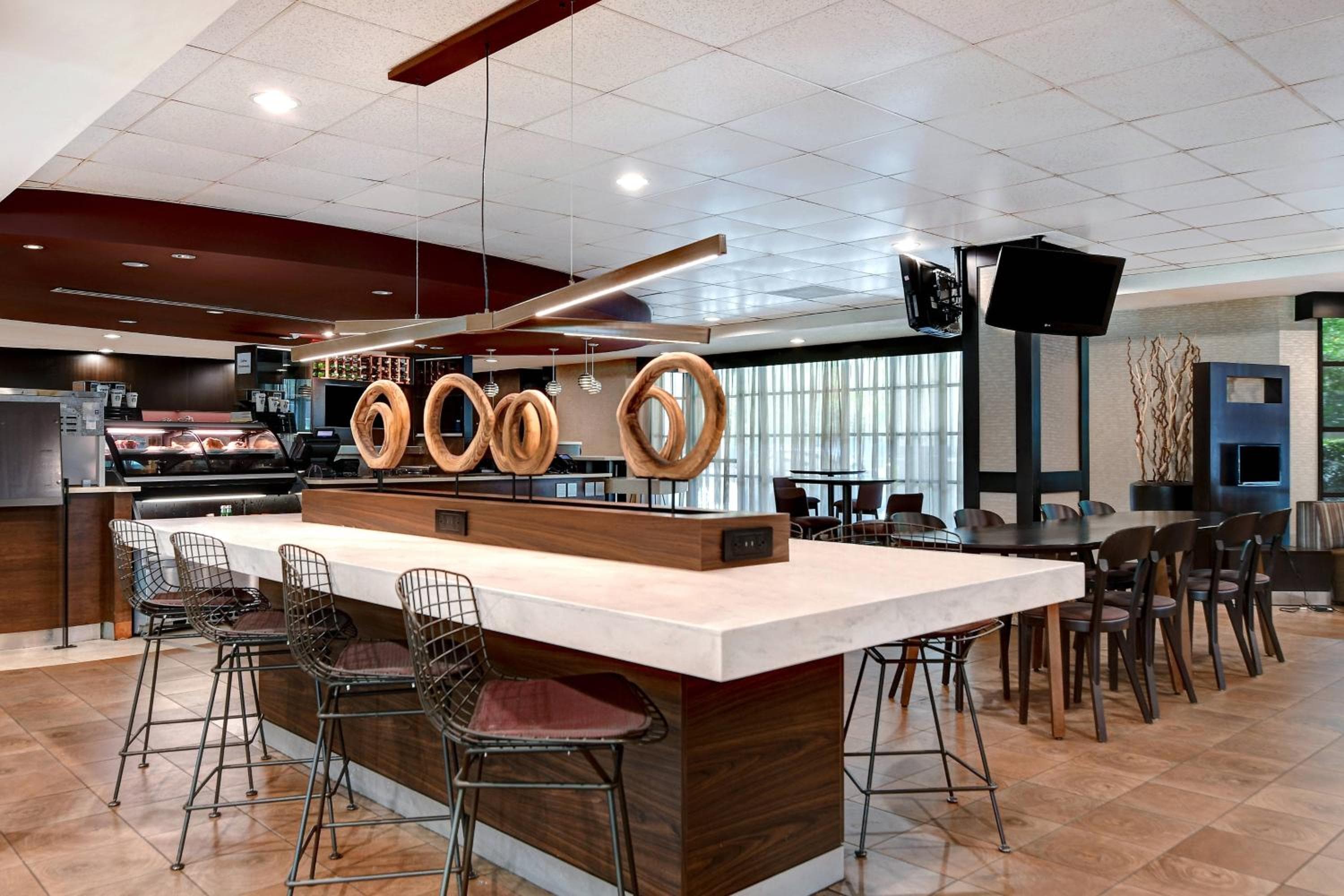 Courtyard by Marriott Los Angeles Pasadena/Old Town