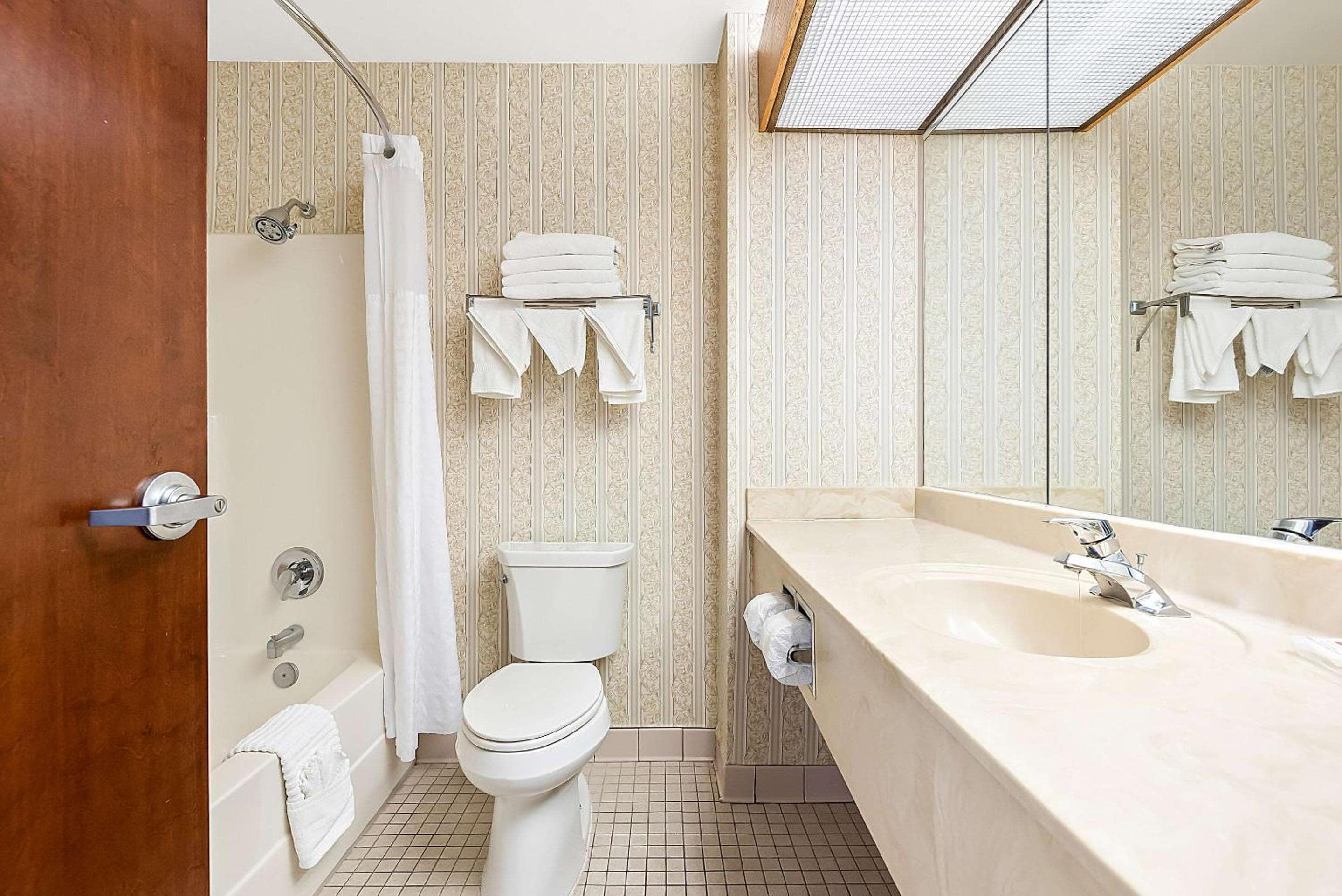 Comfort Suites New Orleans East