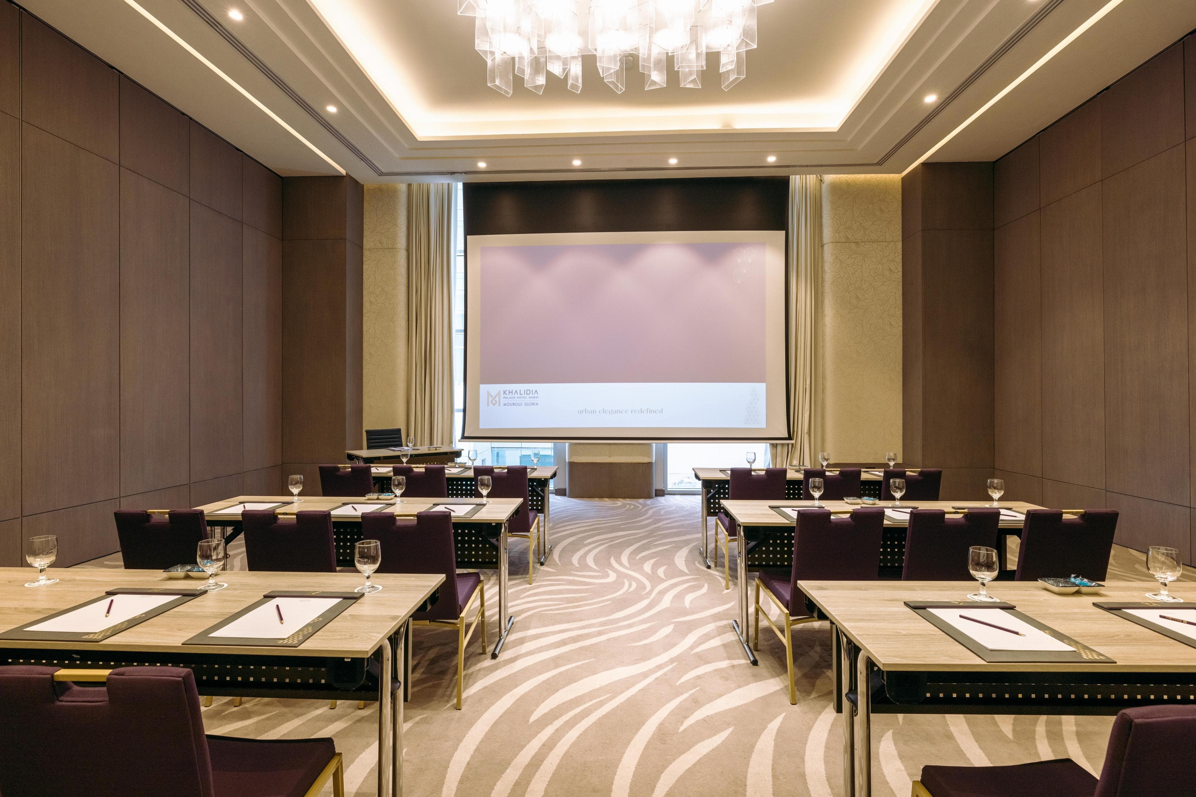 Khalidia Palace Hotel Dubai by Mourouj Gloria