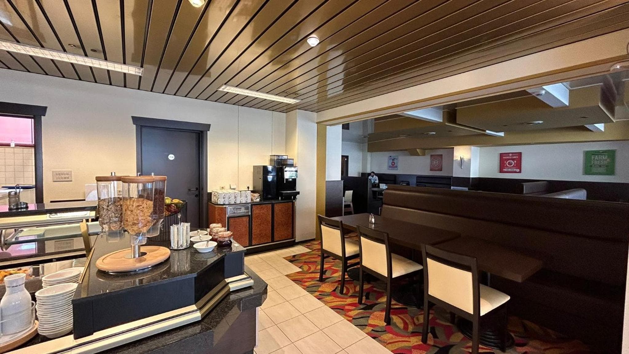 B&B HOTEL Mons Centre