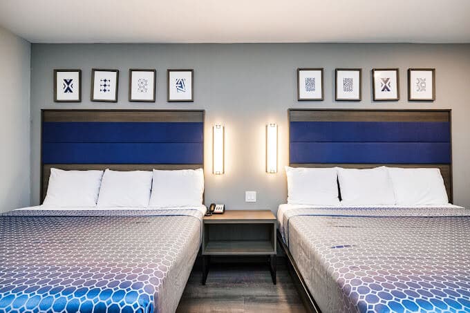 Palace Inn Blue Copperfield FM 529