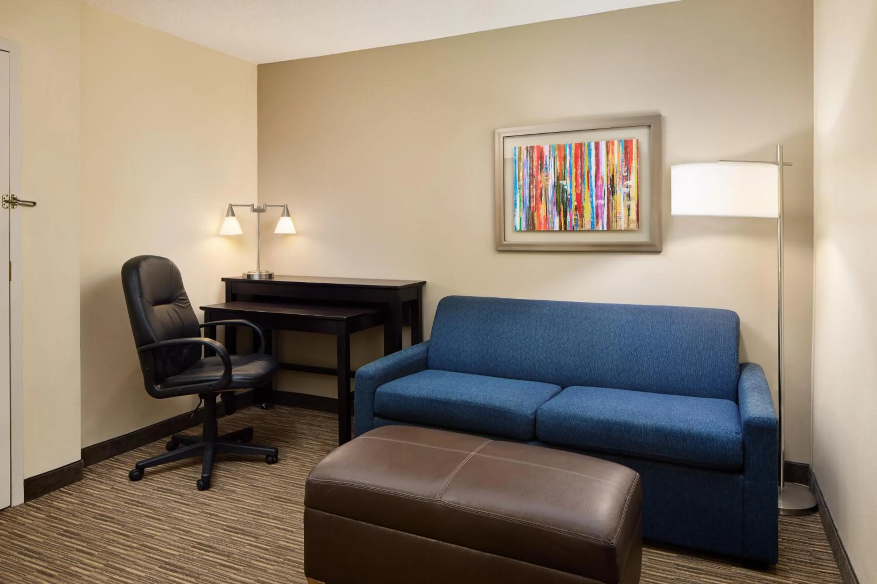 Holiday Inn Express Alpharetta - Windward parkway