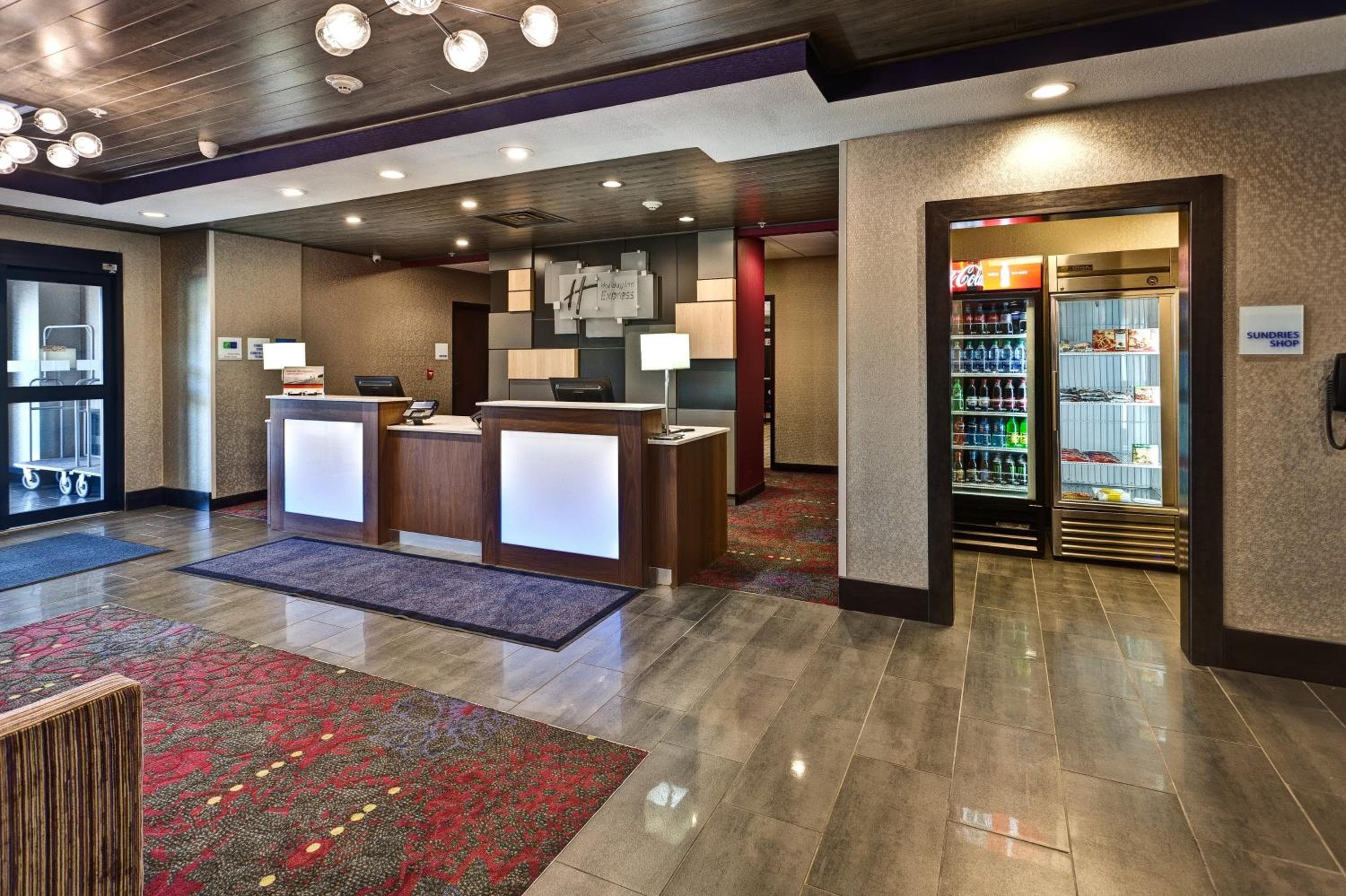Holiday Inn Express Hutchinson
