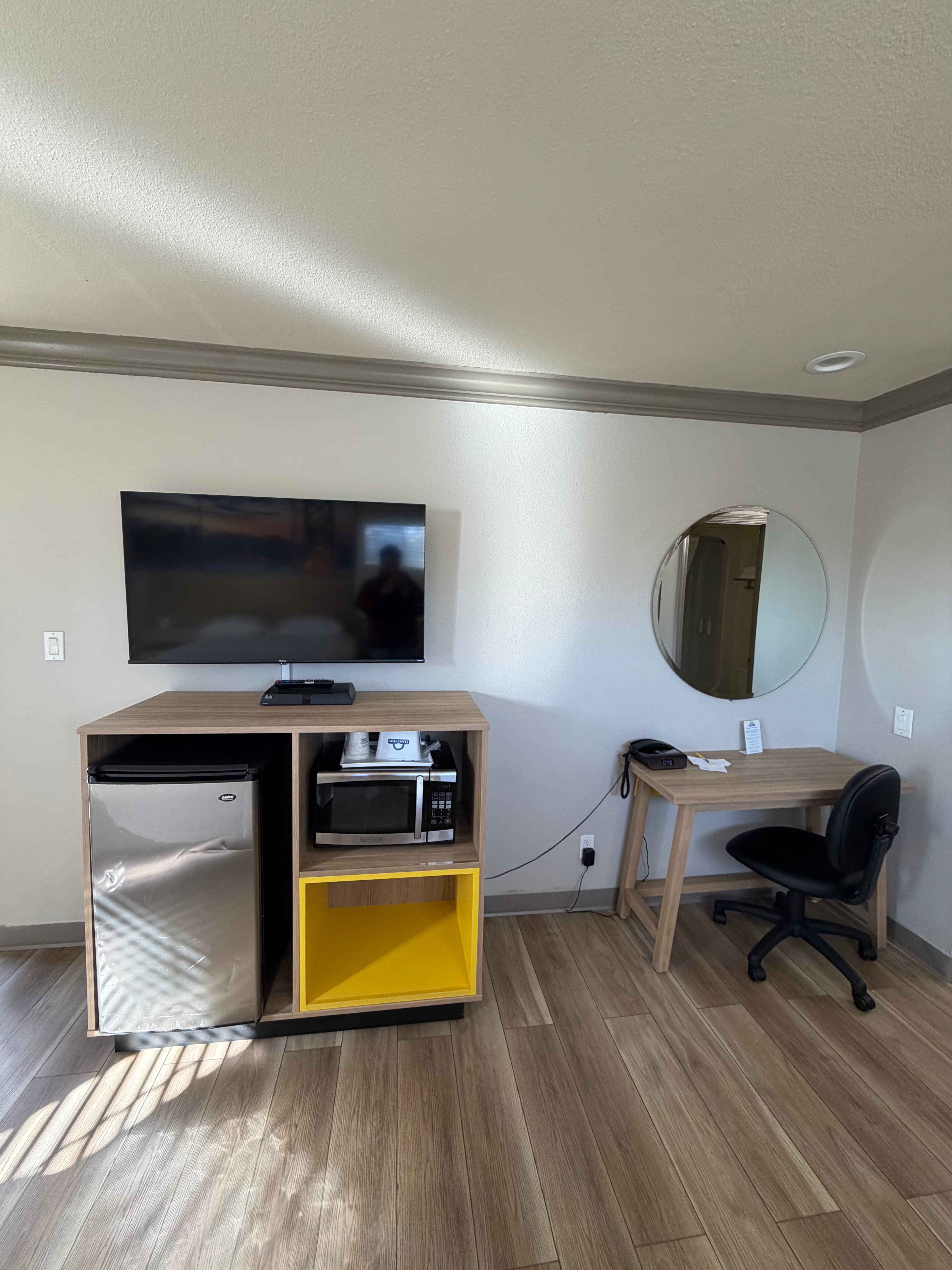 Days Inn by Wyndham San Francisco S/Oyster Point Airport