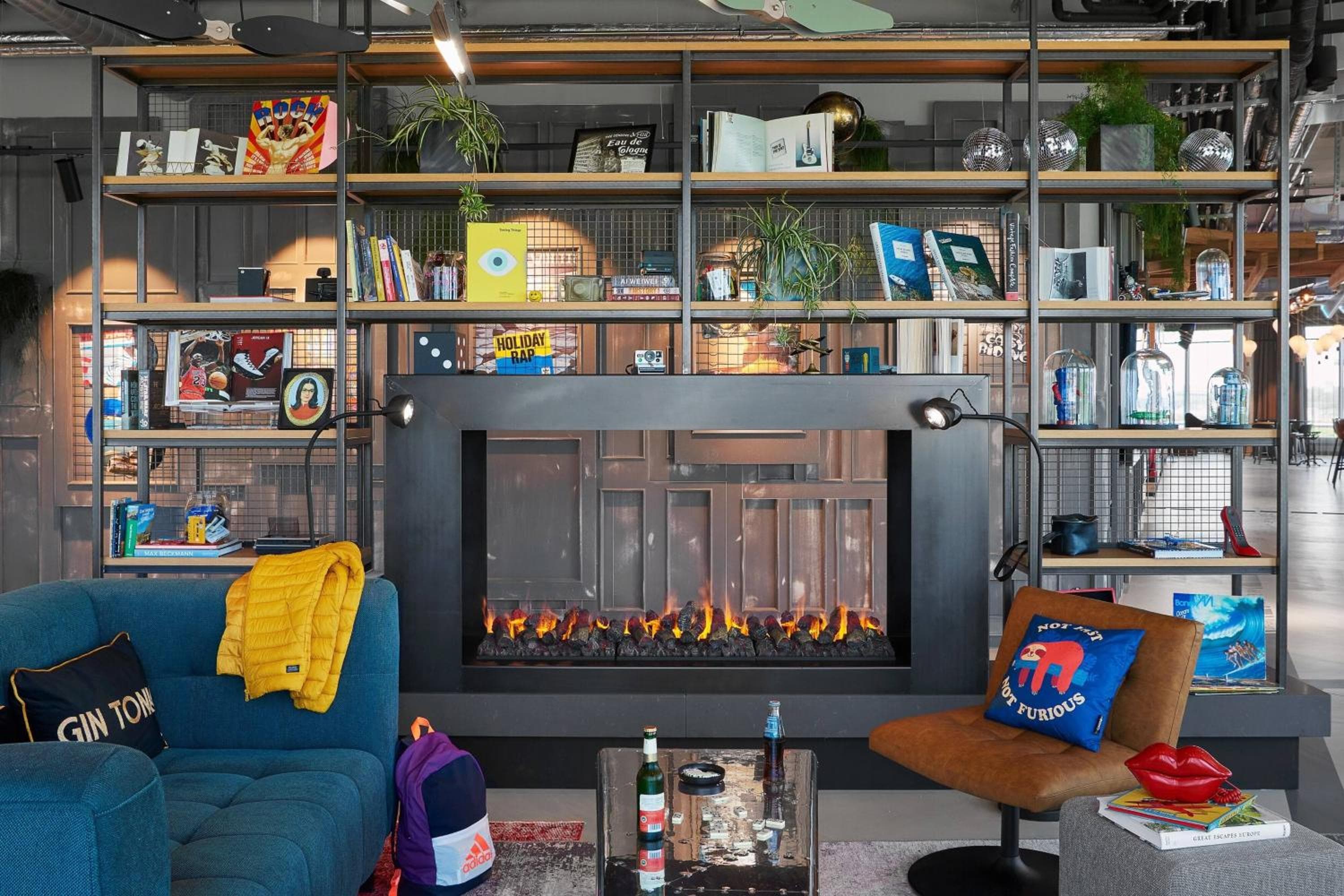 Moxy Cologne Bonn Airport