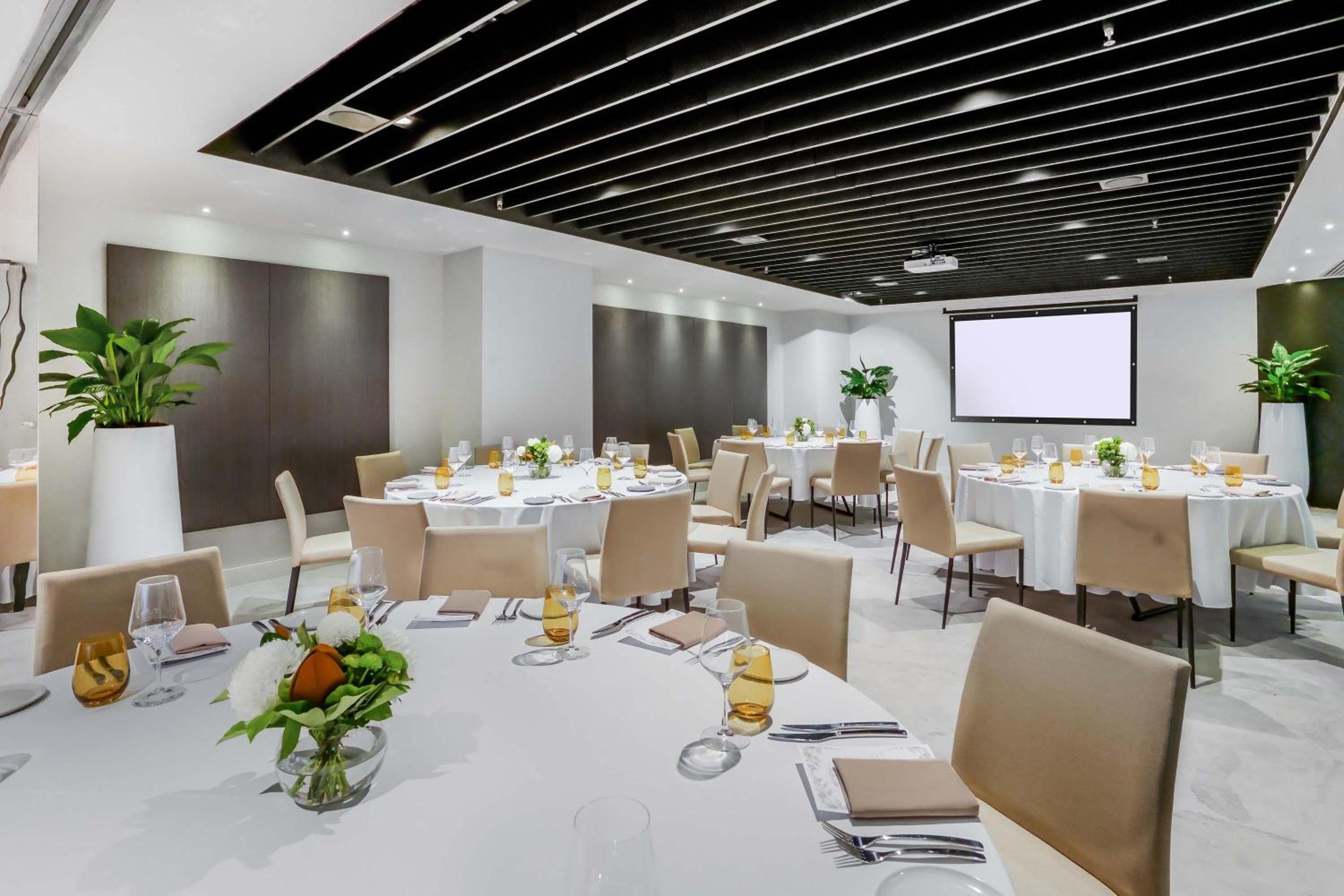 Peppers Waymouth Adelaide